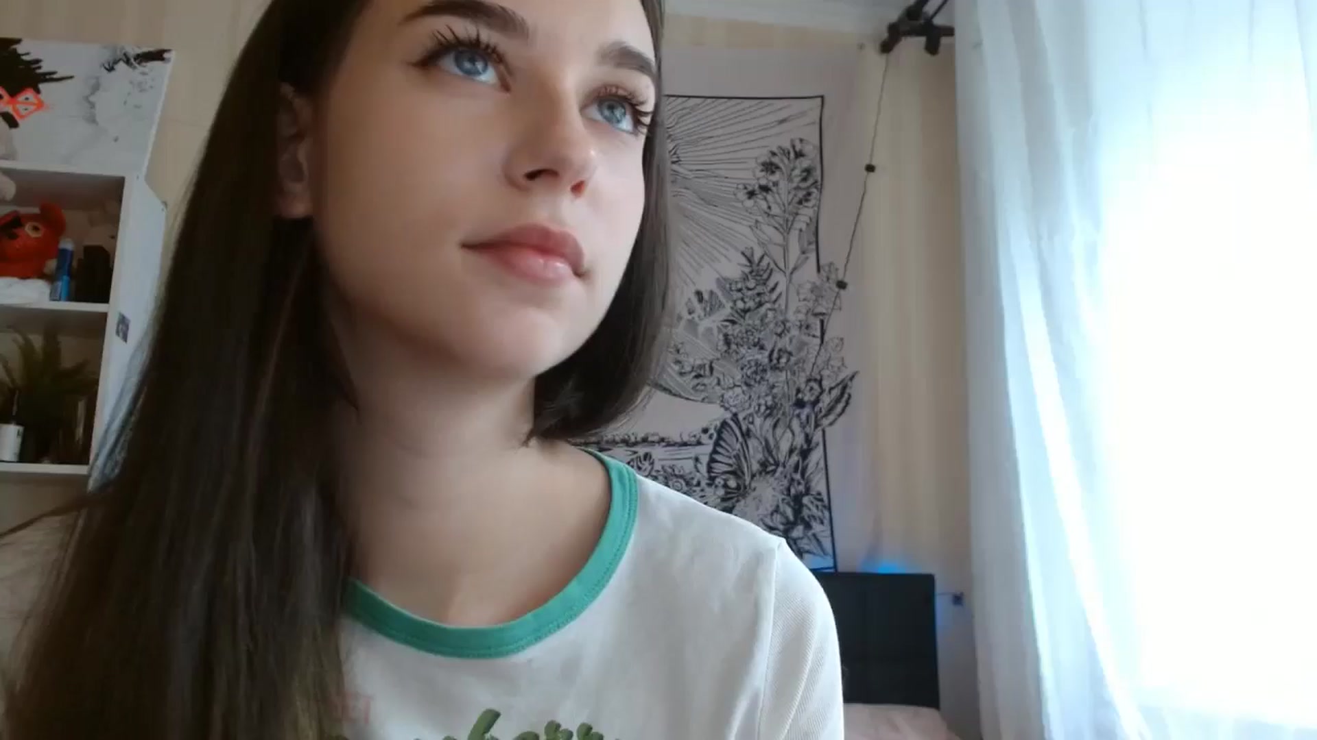Gallery image thumbnail from ElsieF_'s myfreecams stream on, 08/09/2024, 05:46 image 3 of 20