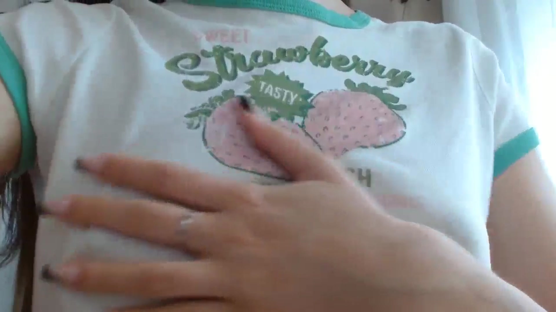 Gallery image thumbnail from ElsieF_'s myfreecams stream on, 08/09/2024, 06:25 image 5 of 20