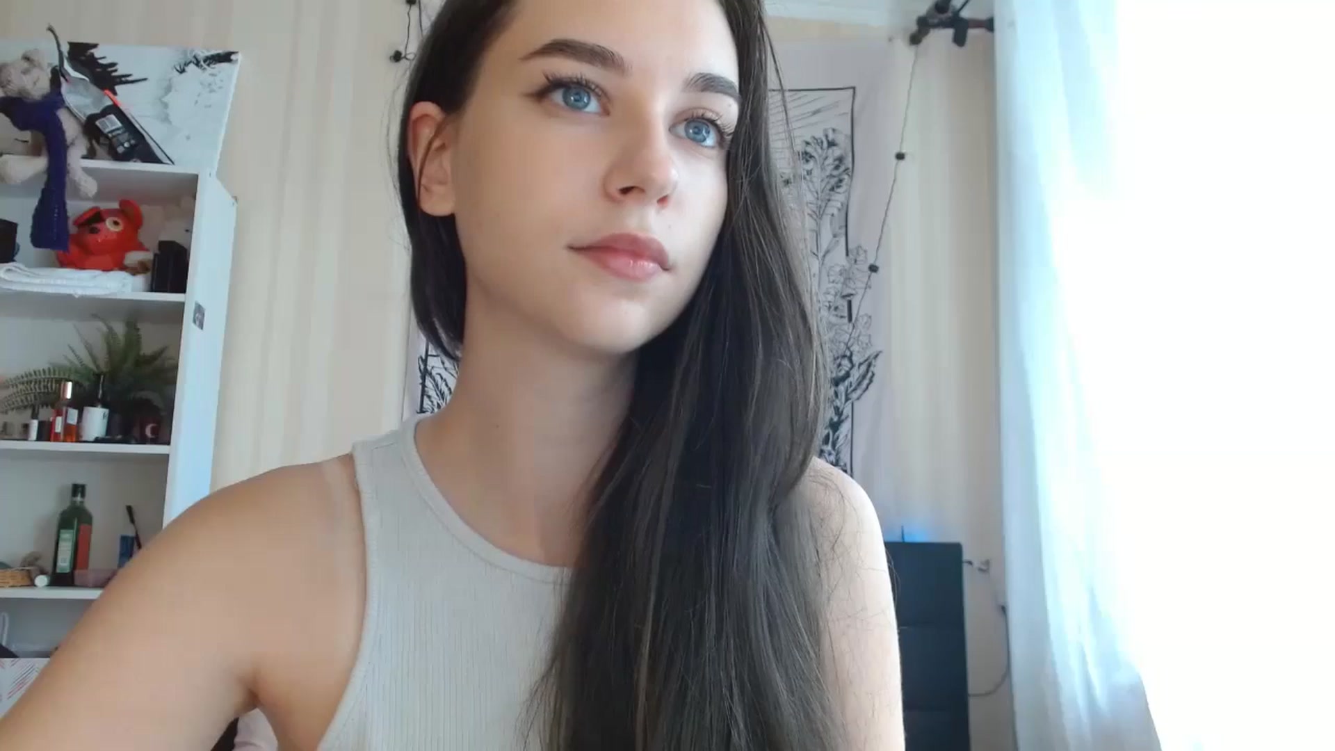 Gallery image thumbnail from ElsieF_'s myfreecams stream on, 08/10/2024, 06:29 image 11 of 20