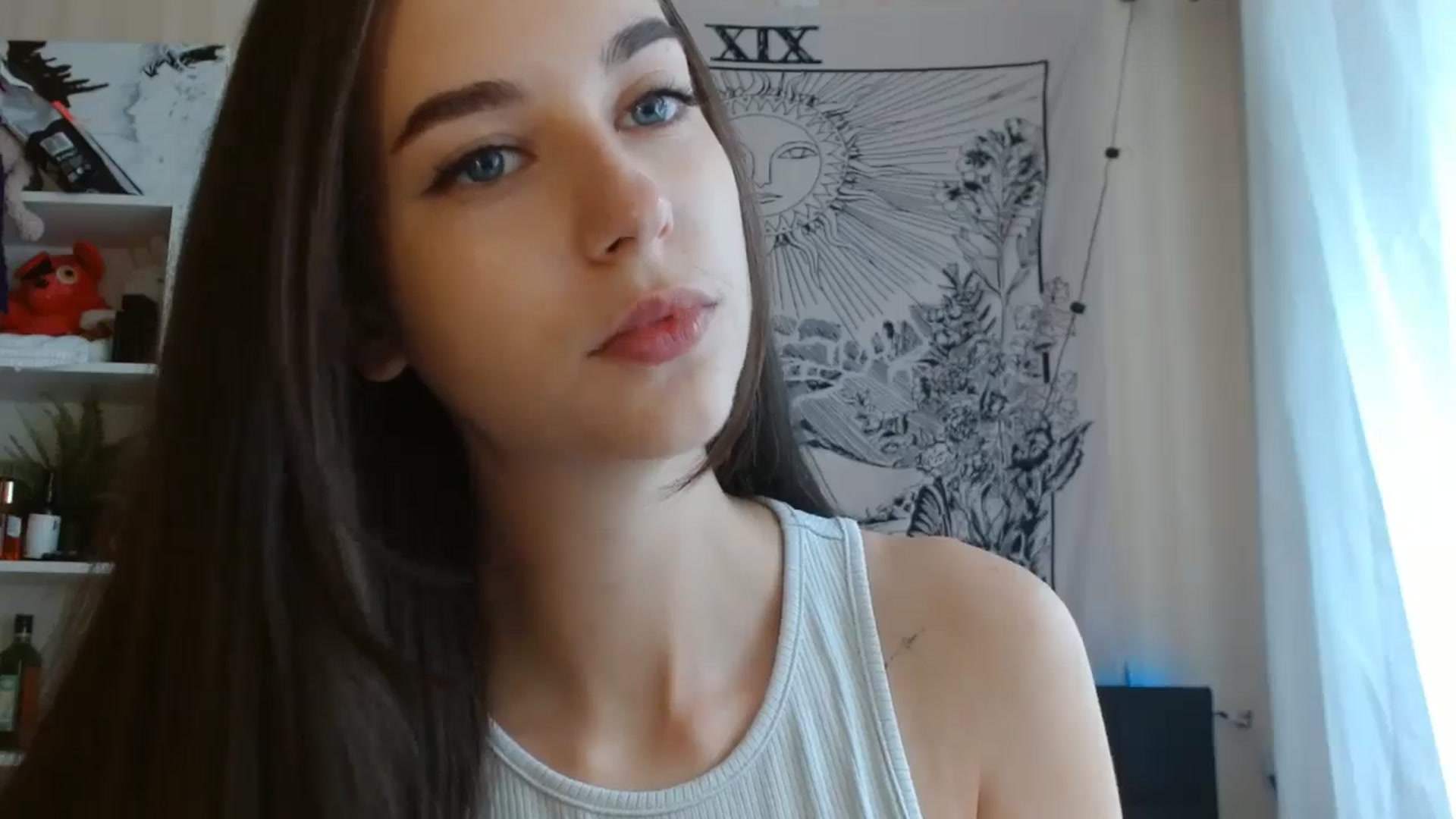 Gallery image thumbnail from ElsieF_'s myfreecams stream on, 08/10/2024, 06:29 image 6 of 20