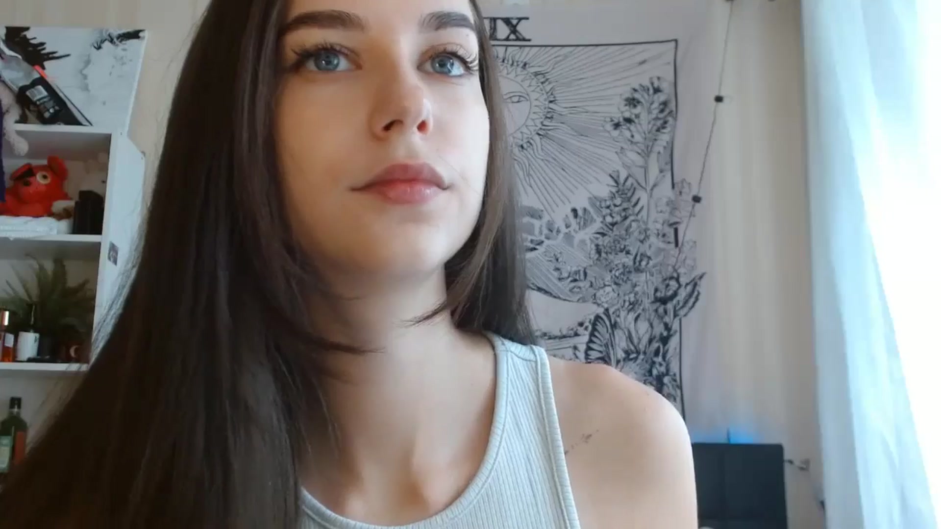 Gallery image thumbnail from ElsieF_'s myfreecams stream on, 08/10/2024, 06:29 image 7 of 20