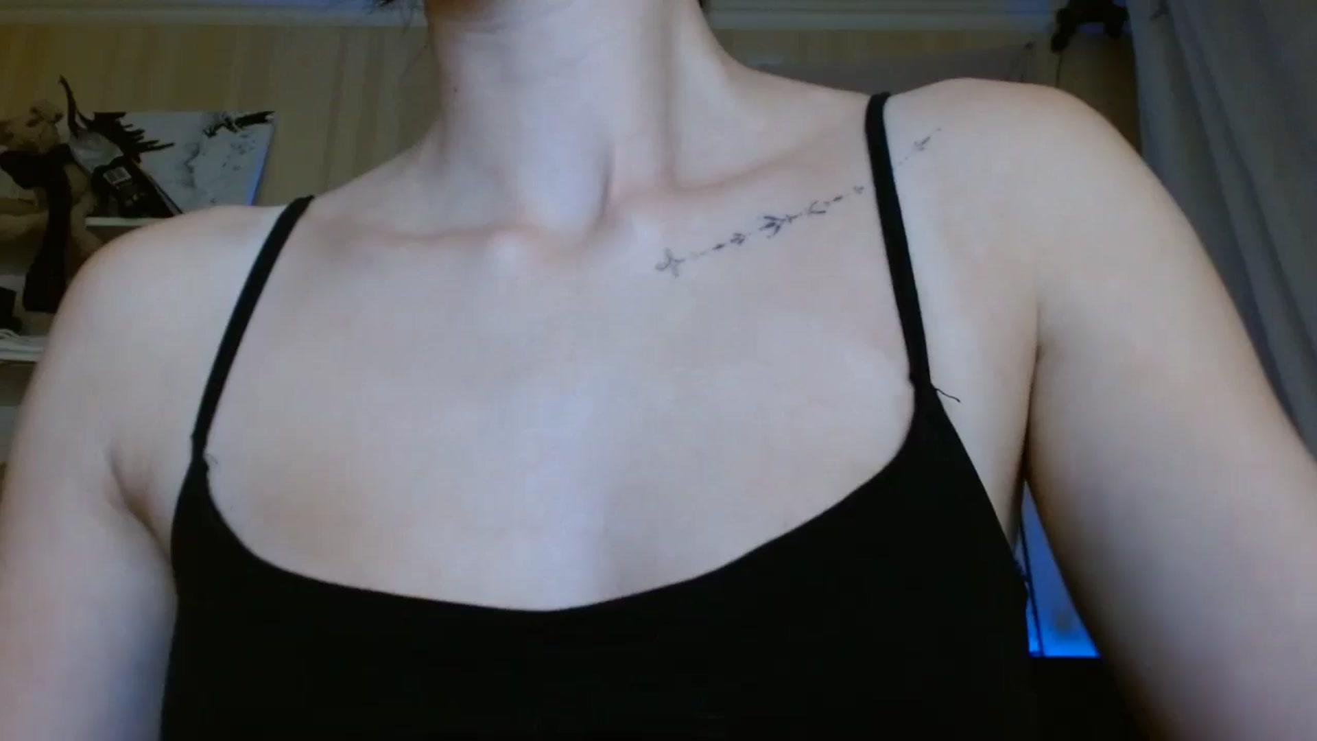 Gallery image thumbnail from ElsieF_'s myfreecams stream on, 08/11/2024, 17:17 image 1 of 20