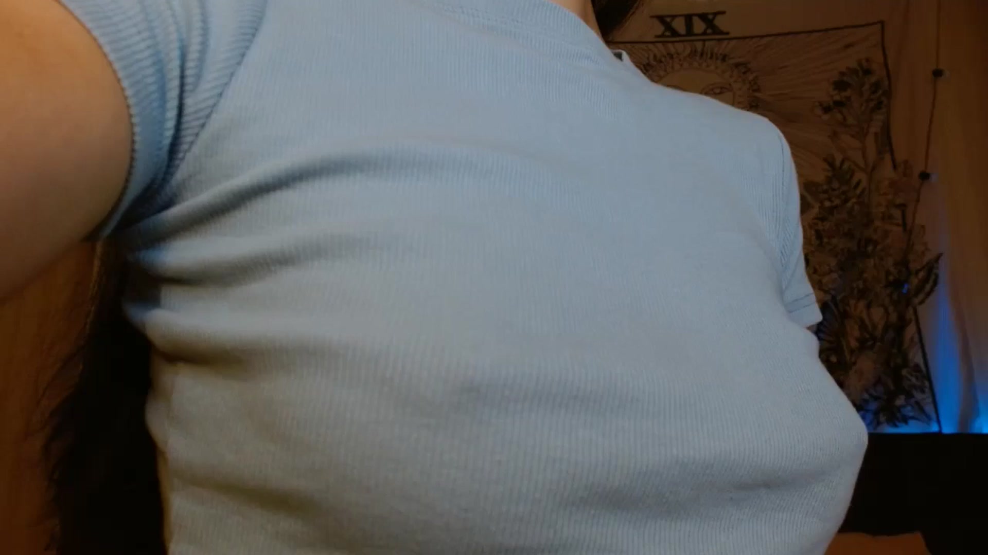 Gallery image thumbnail from ElsieF_'s myfreecams stream on, 08/12/2024, 22:15 image 15 of 20