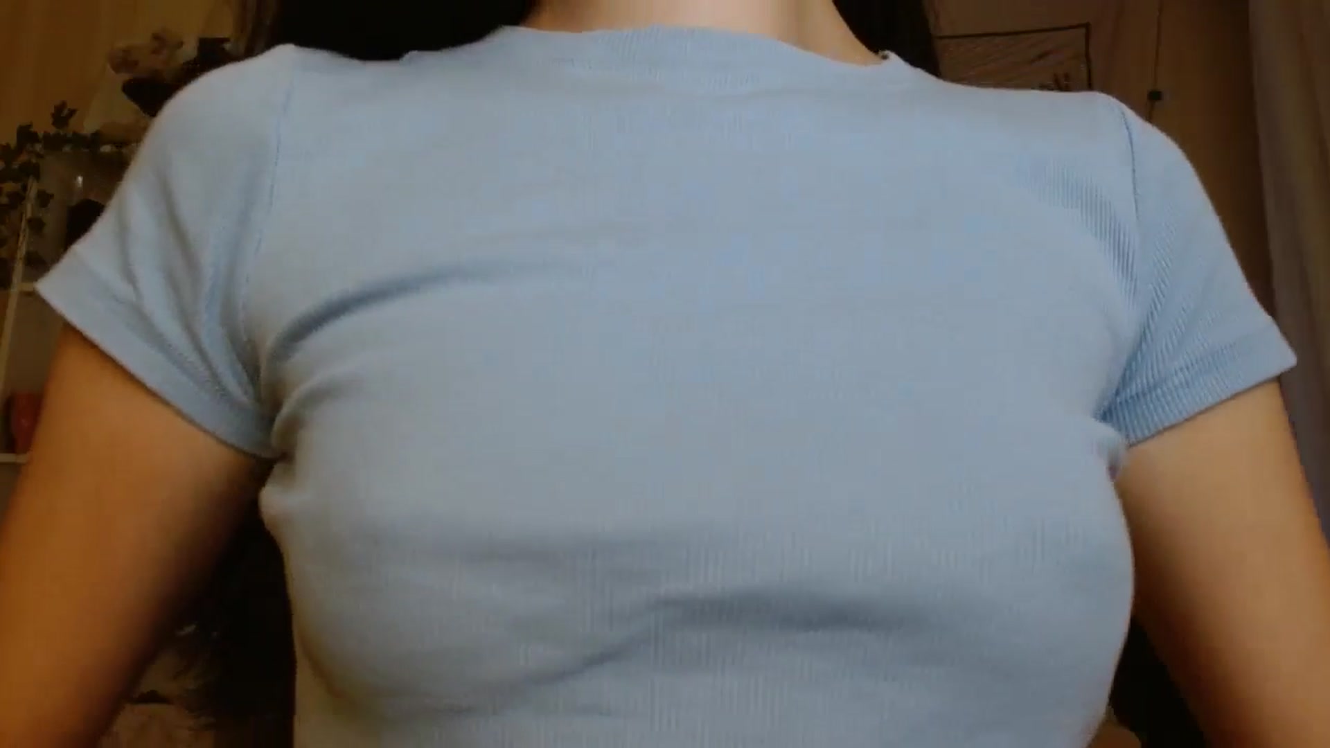 Gallery image thumbnail from ElsieF_'s myfreecams stream on, 08/12/2024, 22:15 image 3 of 20