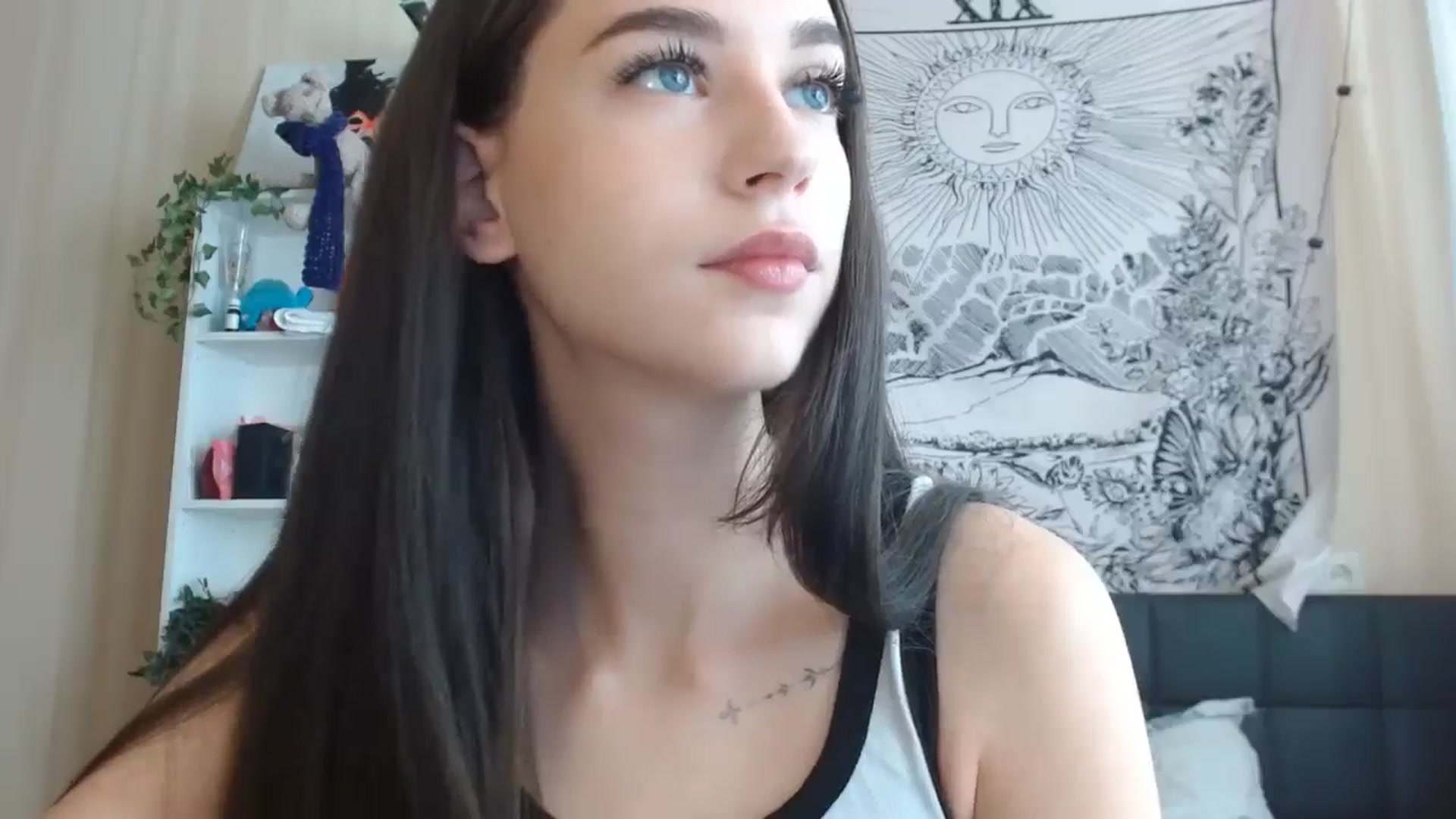 Gallery image thumbnail from ElsieF_'s myfreecams stream on, 08/26/2024, 06:29 image 11 of 20