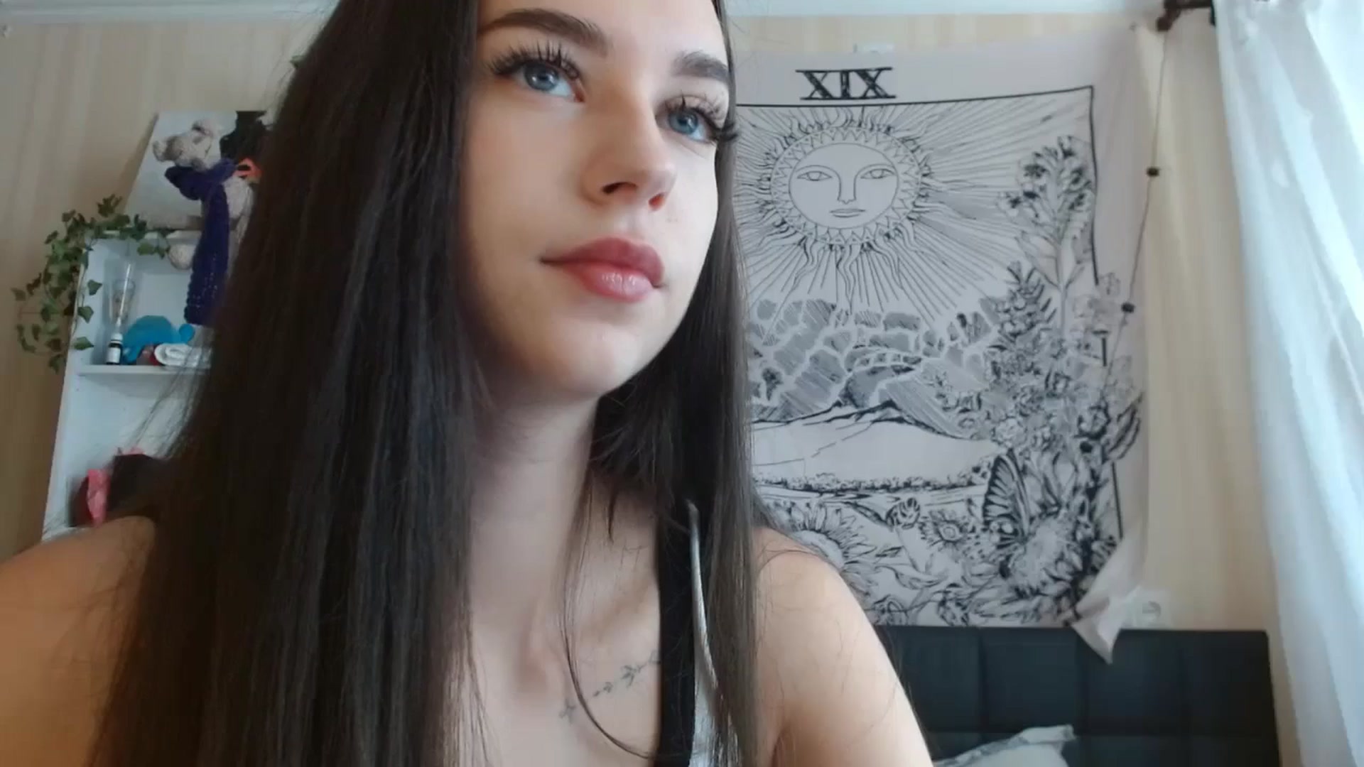 Gallery image thumbnail from ElsieF_'s myfreecams stream on, 08/26/2024, 06:29 image 6 of 20