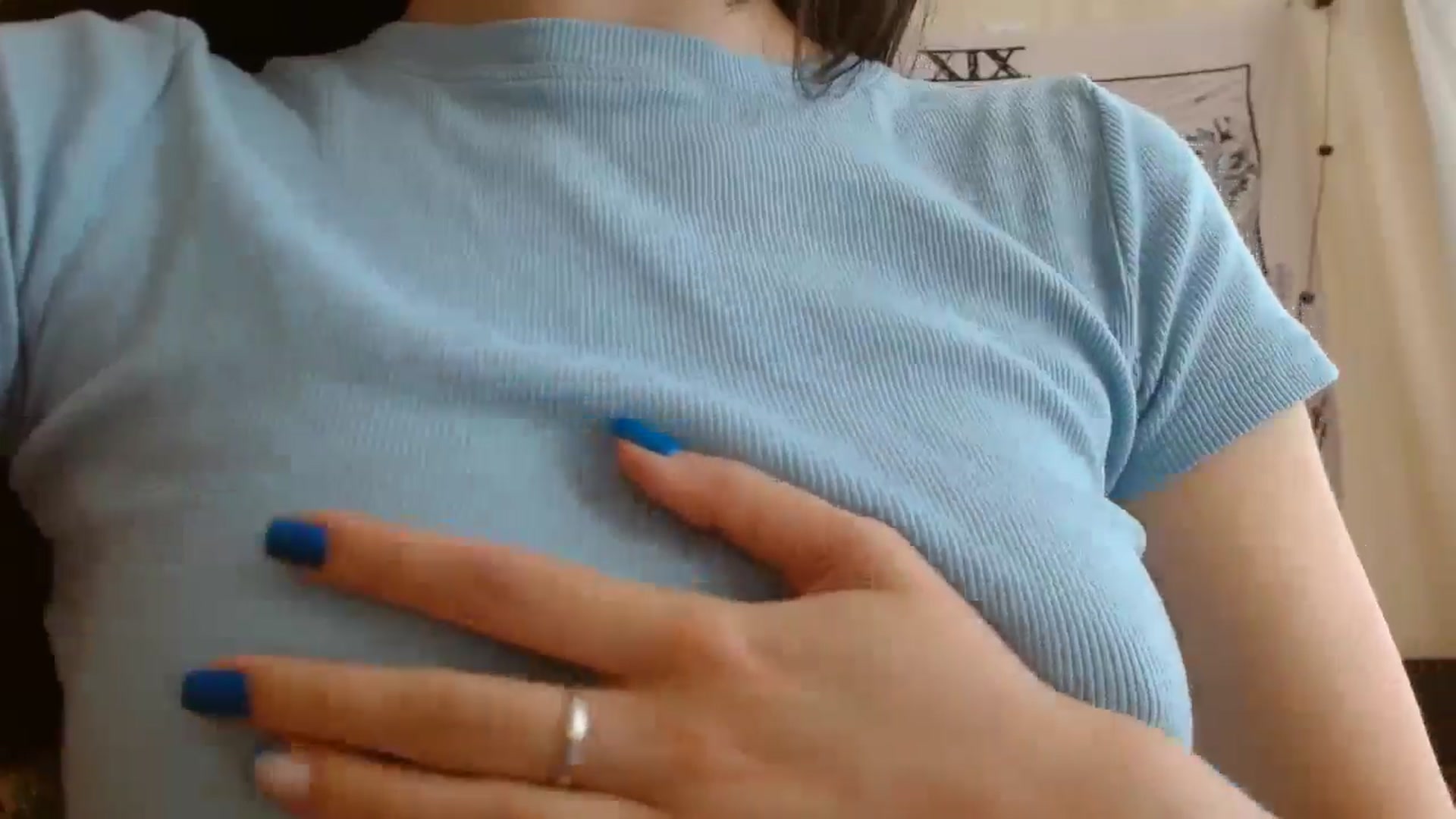 Gallery image thumbnail from ElsieF_'s myfreecams stream on, 08/26/2024, 07:28 image 19 of 20