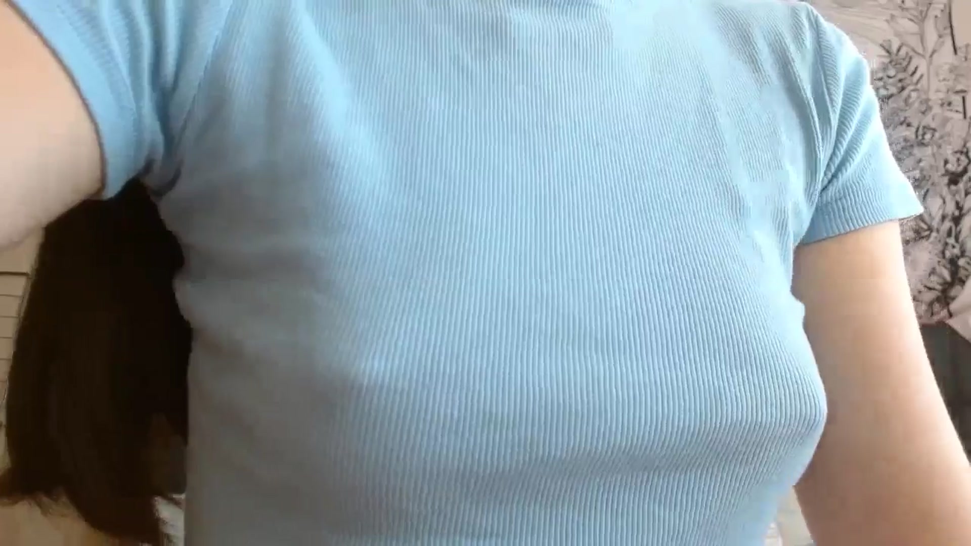 Gallery image thumbnail from ElsieF_'s myfreecams stream on, 08/26/2024, 08:20 image 19 of 20