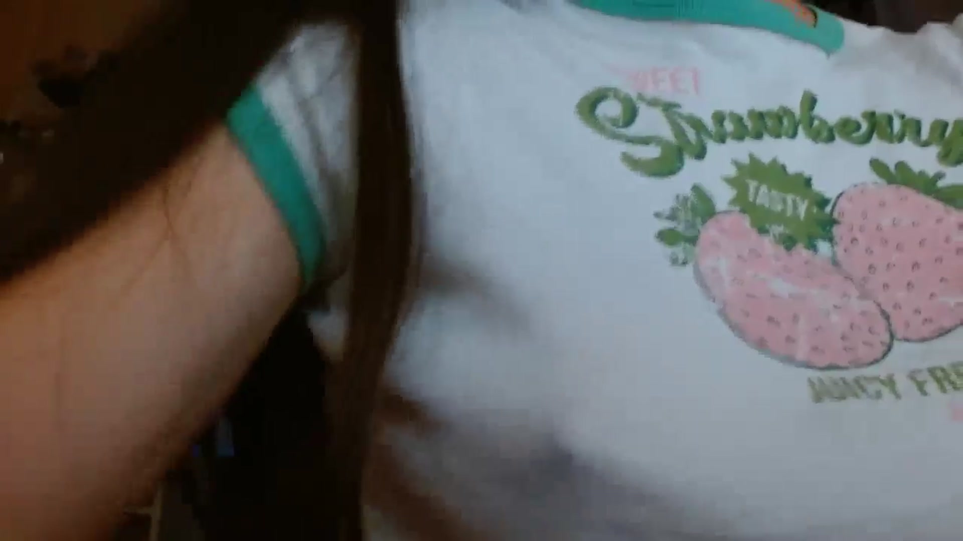Gallery image thumbnail from ElsieF_'s myfreecams stream on, 08/28/2024, 21:05 image 17 of 20