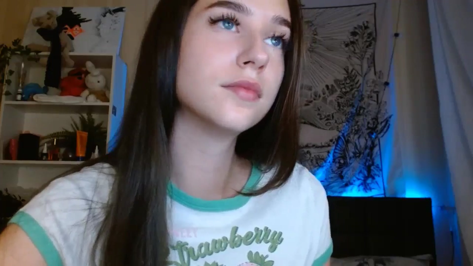 Gallery image thumbnail from ElsieF_'s myfreecams stream on, 08/28/2024, 21:05 image 10 of 20
