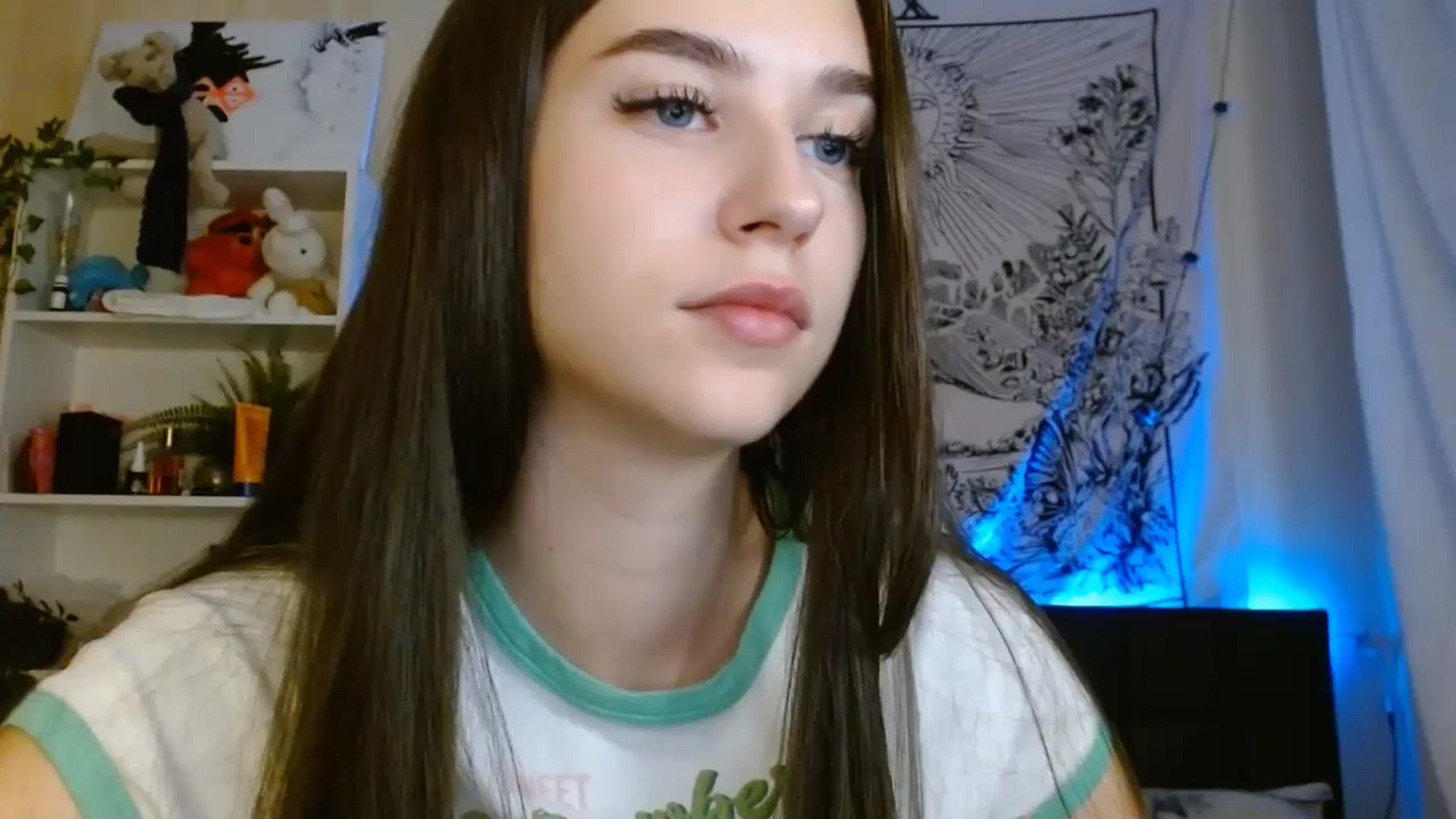 Gallery image thumbnail from ElsieF_'s myfreecams stream on, 08/28/2024, 21:05 image 12 of 20