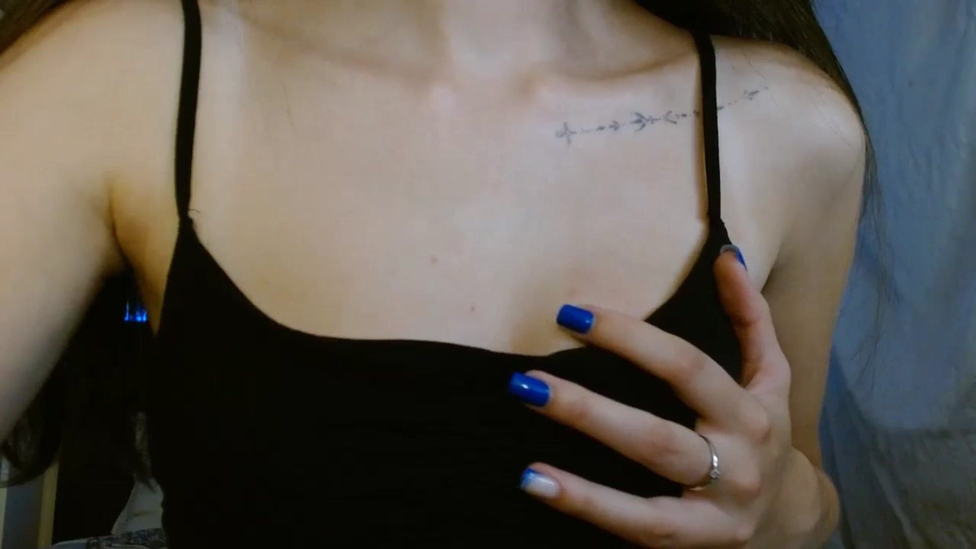 Gallery image thumbnail from ElsieF_'s myfreecams stream on, 08/29/2024, 18:41 image 2 of 20