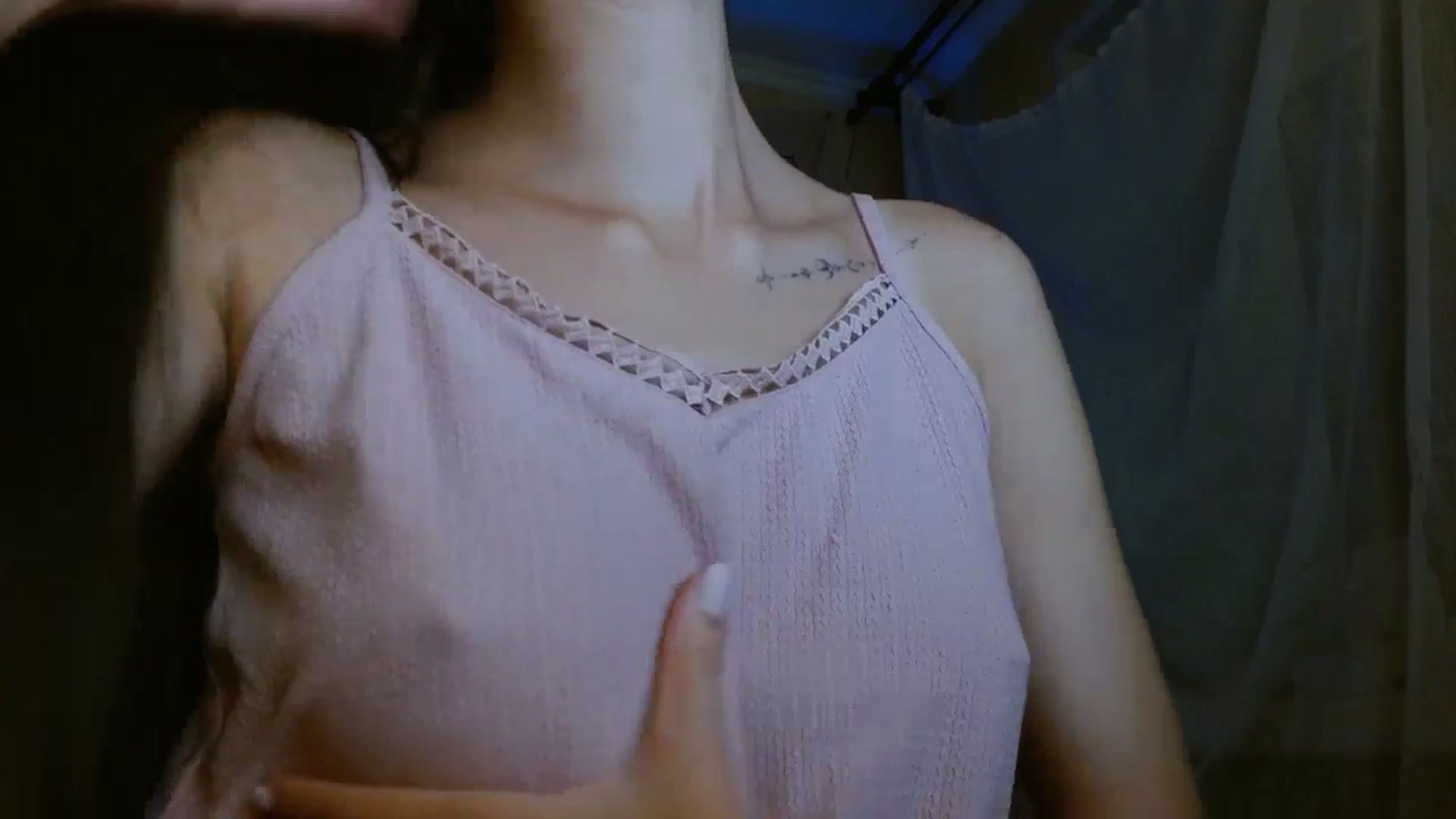 Gallery image thumbnail from ElsieF_'s myfreecams stream on, 09/30/2024, 20:17 image 2 of 20