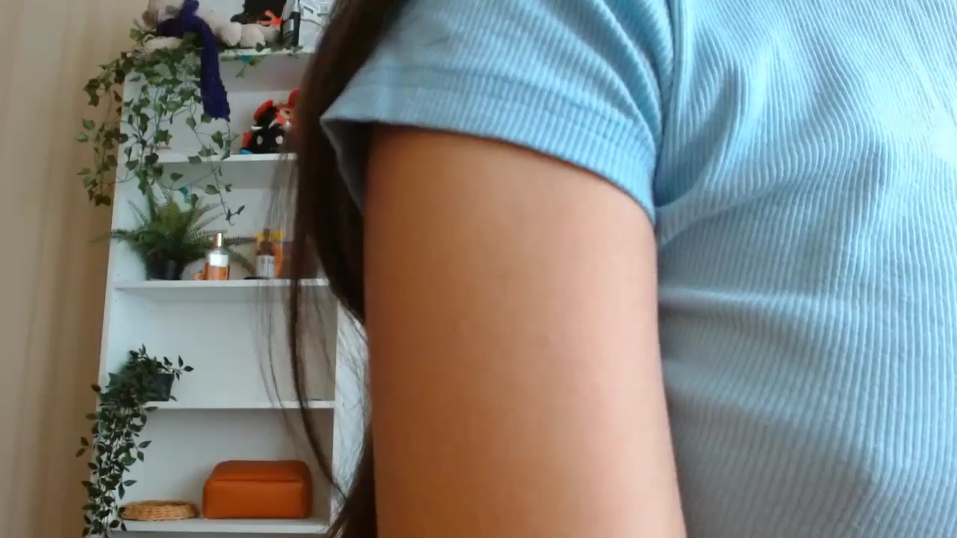 Gallery image thumbnail from ElsieF_'s myfreecams stream on, 10/03/2024, 06:26 image 11 of 20