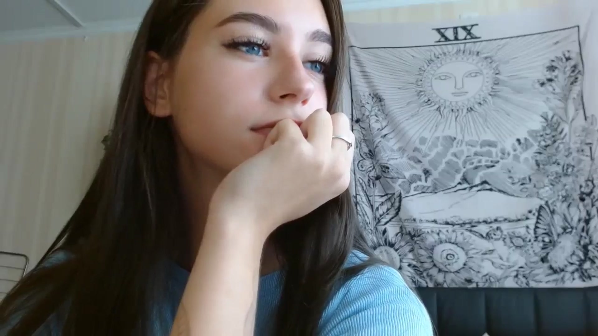 Gallery image thumbnail from ElsieF_'s myfreecams stream on, 10/03/2024, 06:26 image 15 of 20
