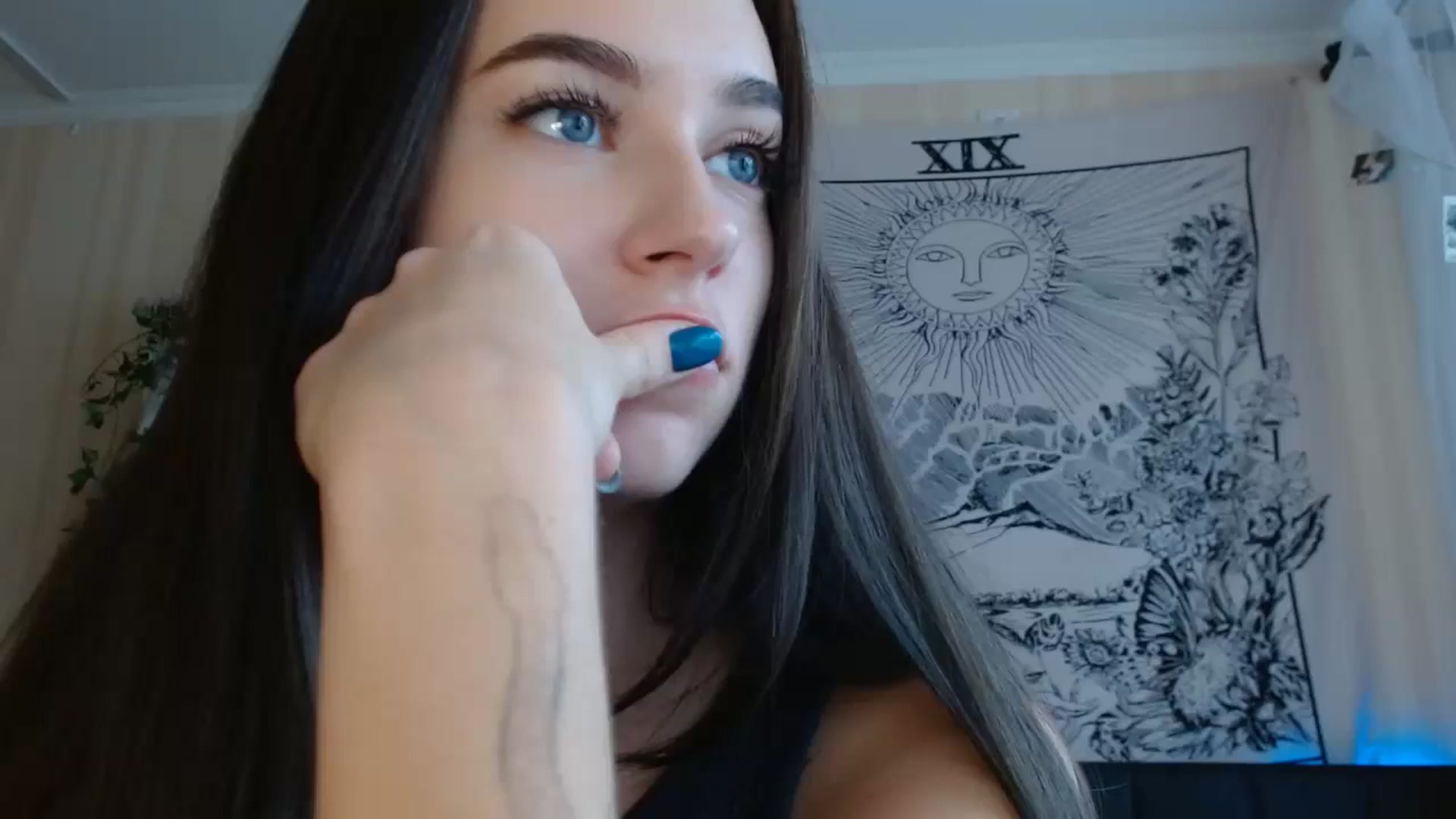 Gallery image thumbnail from ElsieF_'s myfreecams stream on, 10/25/2024, 05:24 image 4 of 20