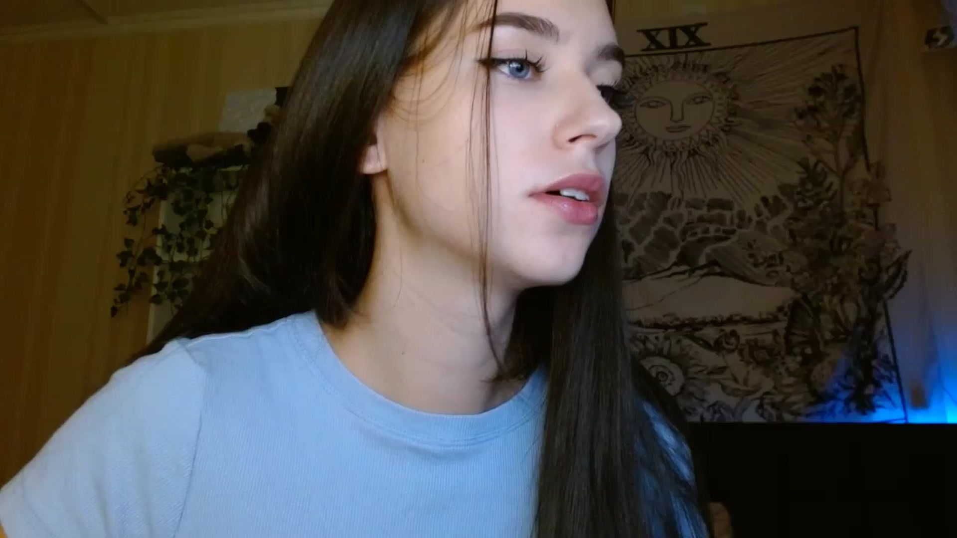 Gallery image thumbnail from ElsieF_'s myfreecams stream on, 10/28/2024, 16:59 image 8 of 20