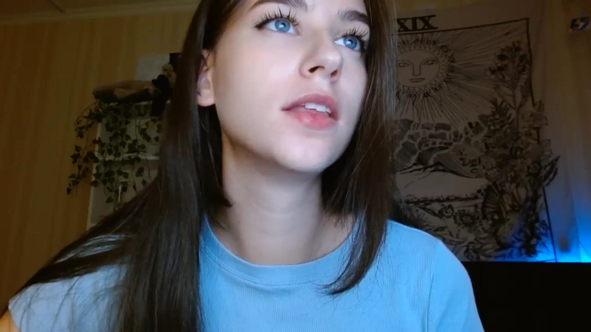 Gallery image thumbnail from ElsieF_'s myfreecams stream on, 10/28/2024, 18:38 image 3 of 20
