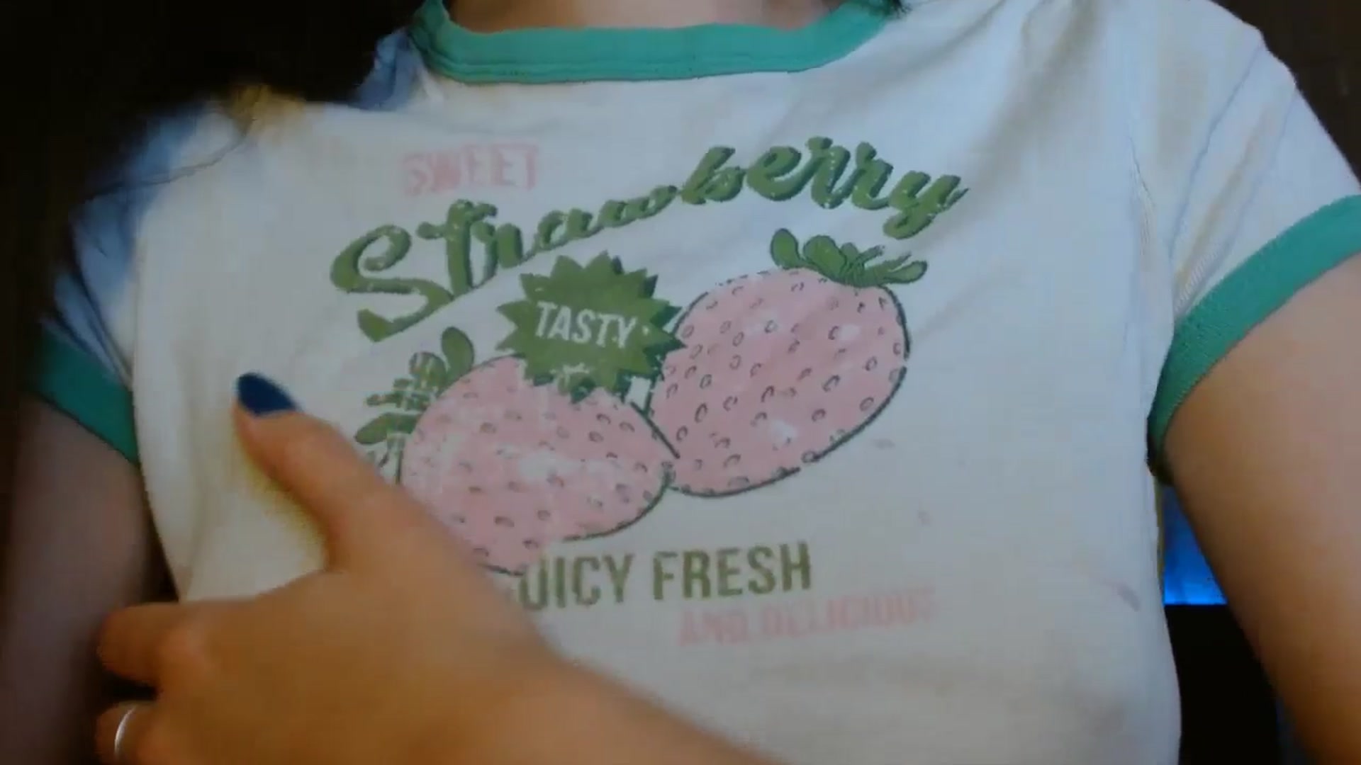 Gallery image thumbnail from ElsieF_'s myfreecams stream on, 11/02/2024, 17:37 image 17 of 20
