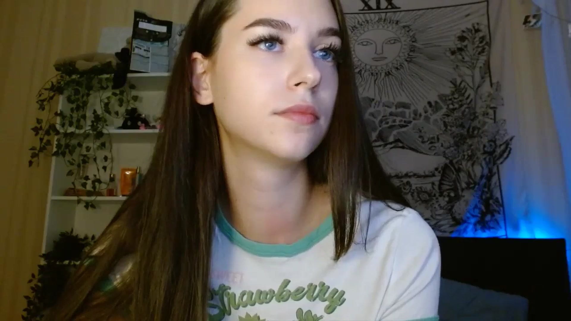Gallery image thumbnail from ElsieF_'s myfreecams stream on, 11/02/2024, 17:37 image 3 of 20