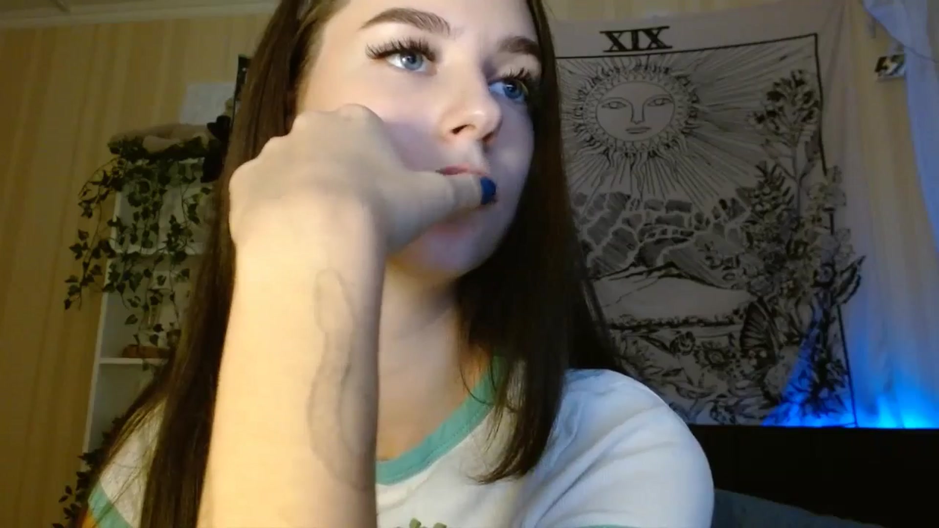 Gallery image thumbnail from ElsieF_'s myfreecams stream on, 11/02/2024, 17:37 image 18 of 20