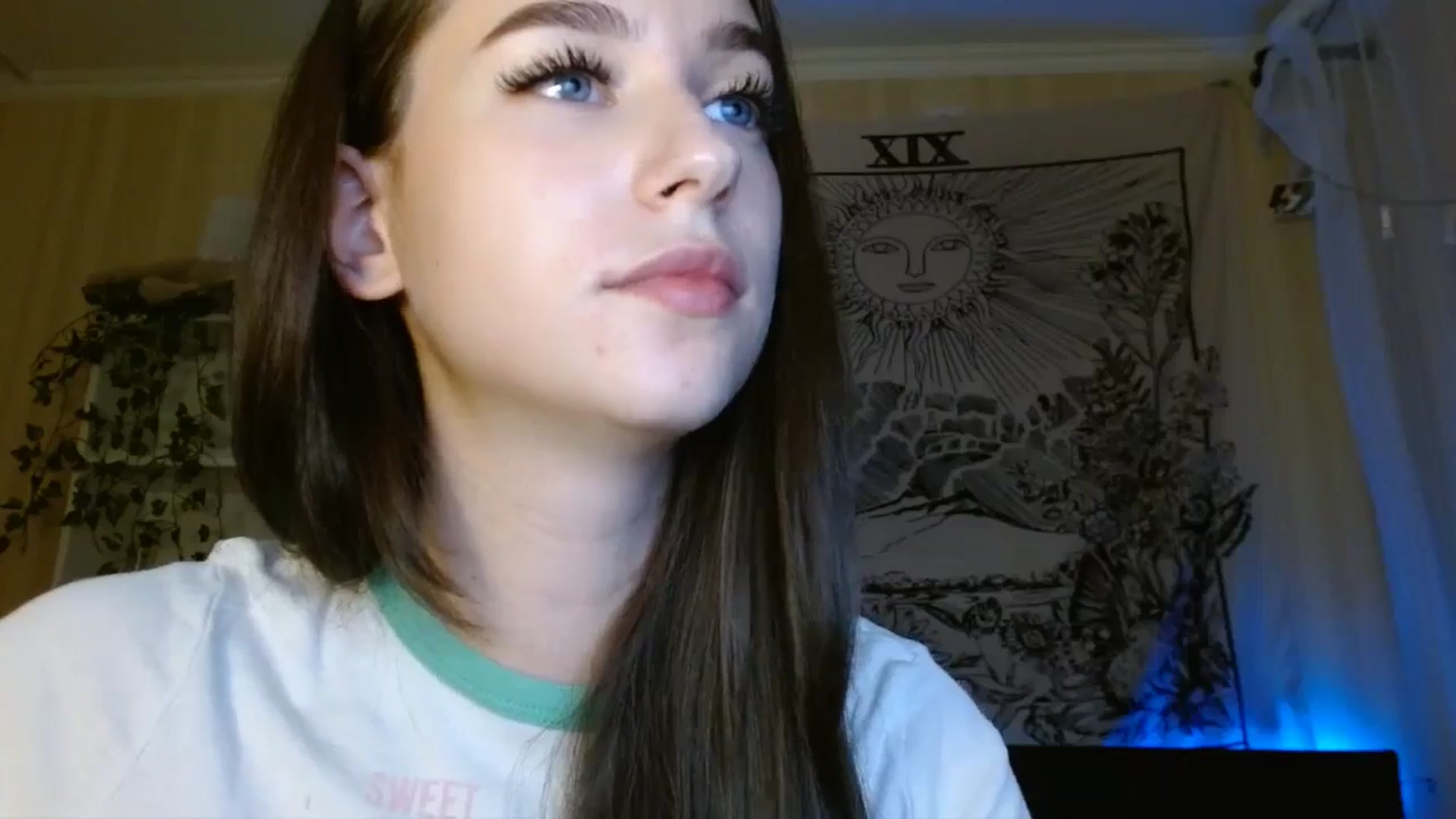 Gallery image thumbnail from ElsieF_'s myfreecams stream on, 11/02/2024, 18:38 image 13 of 20