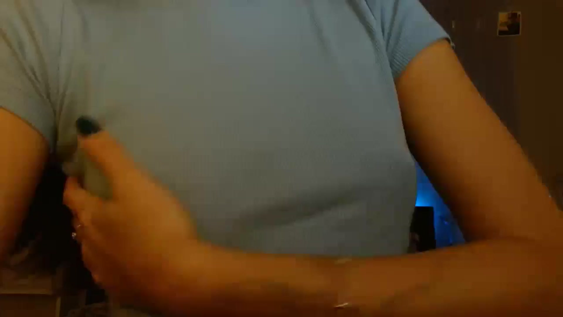 Gallery image thumbnail from ElsieF_'s myfreecams stream on, 11/10/2024, 19:26 image 1 of 20