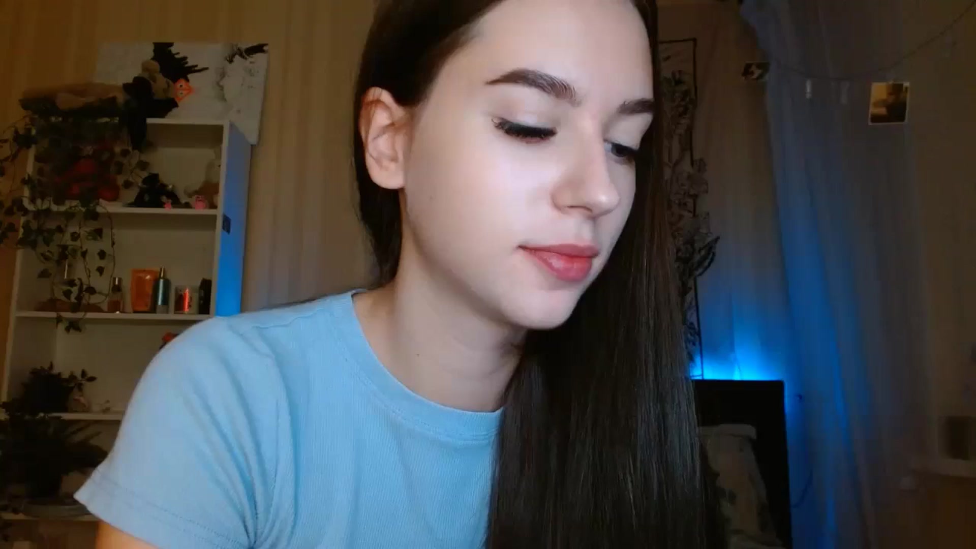 Gallery image thumbnail from ElsieF_'s myfreecams stream on, 11/10/2024, 19:26 image 10 of 20