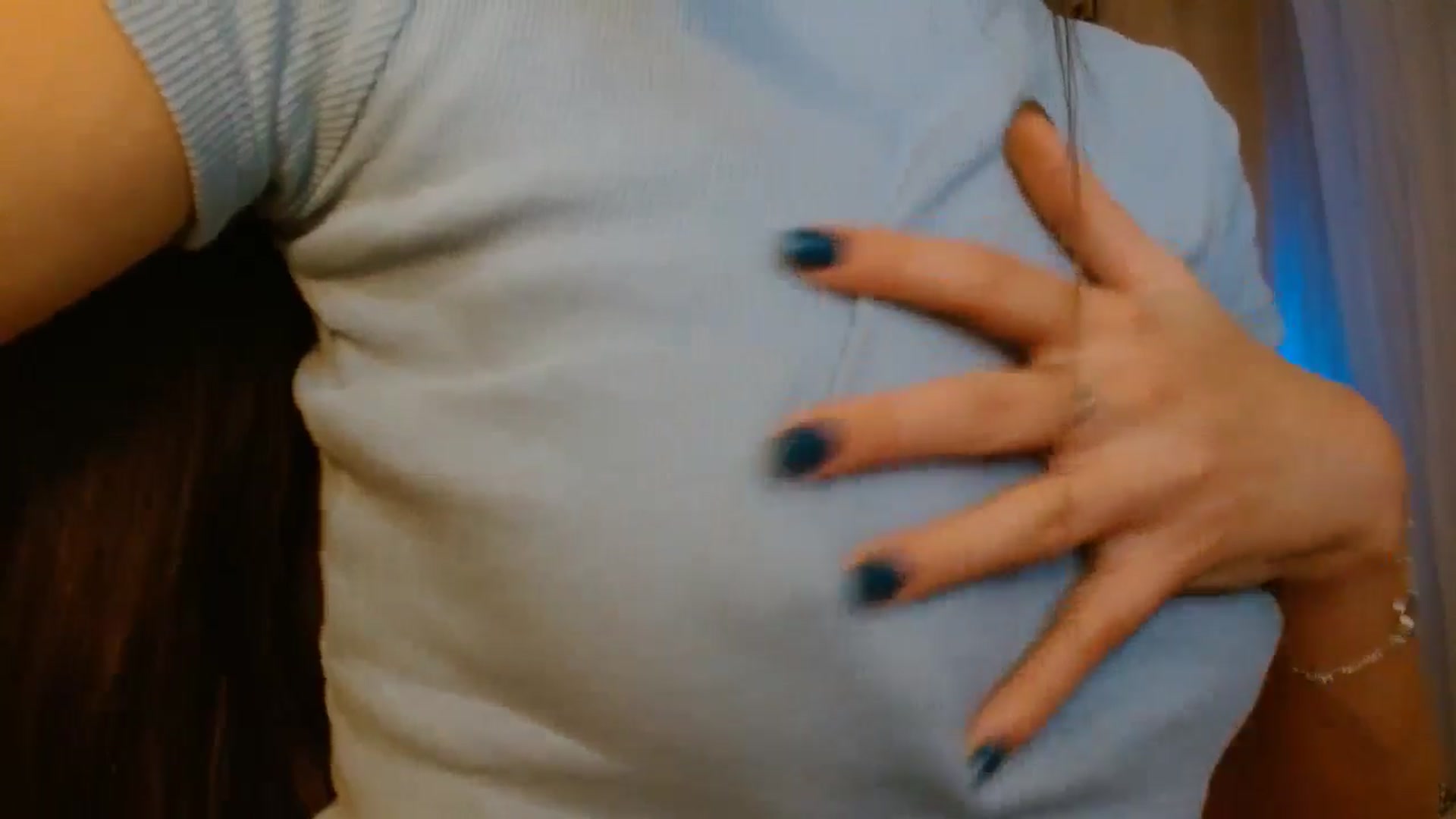 Gallery image thumbnail from ElsieF_'s myfreecams stream on, 11/10/2024, 20:27 image 2 of 20