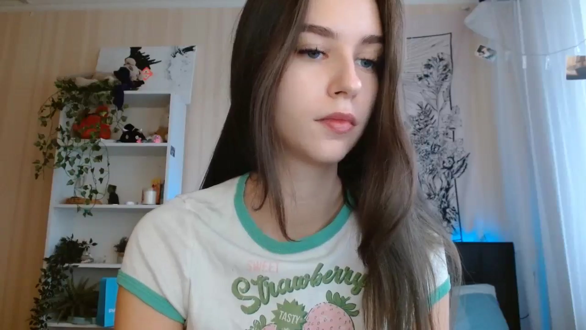 Gallery image thumbnail from ElsieF_'s myfreecams stream on, 11/22/2024, 08:03 image 10 of 20