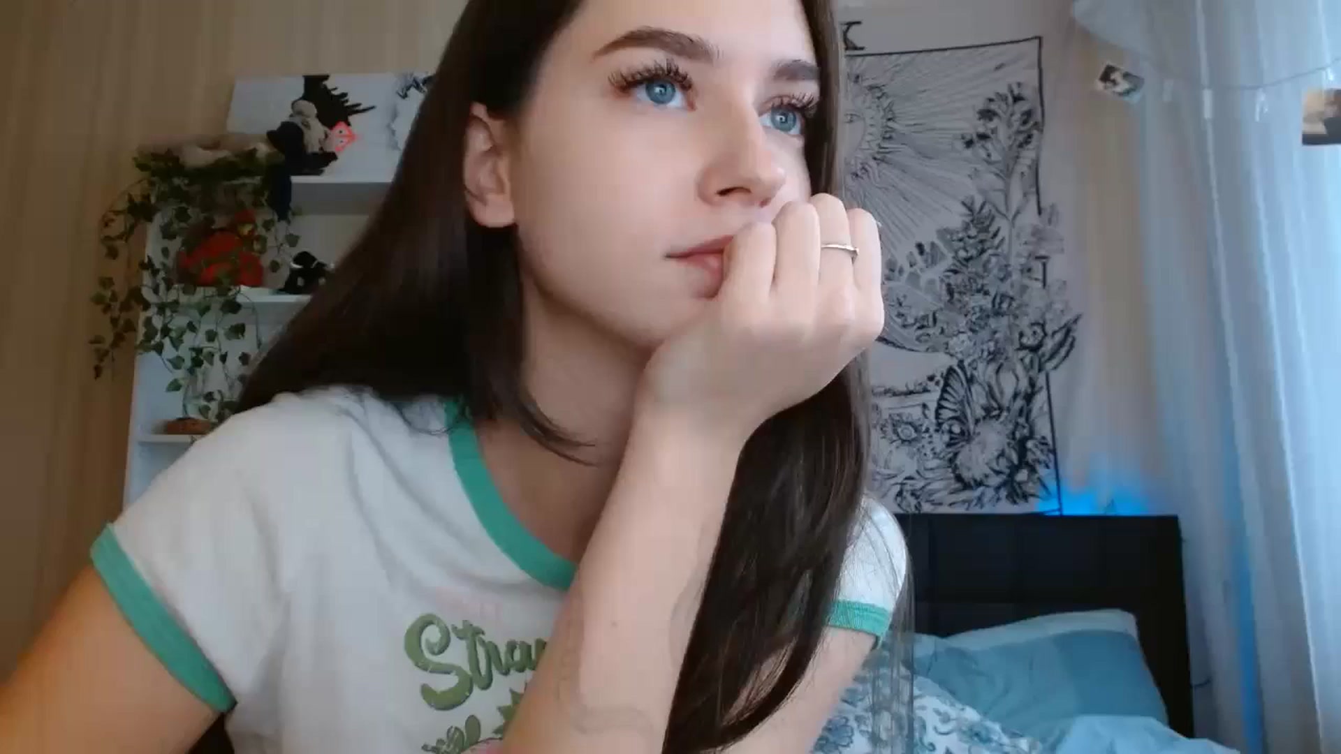 Gallery image thumbnail from ElsieF_'s myfreecams stream on, 11/22/2024, 08:22 image 1 of 20