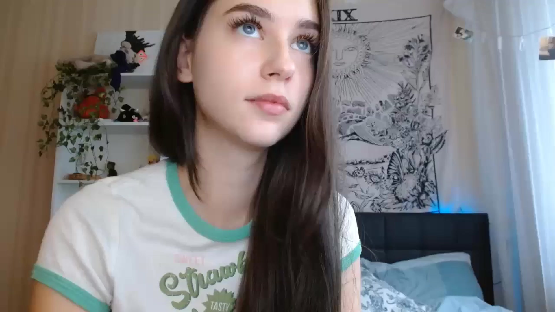 Gallery image thumbnail from ElsieF_'s myfreecams stream on, 11/22/2024, 08:22 image 2 of 20