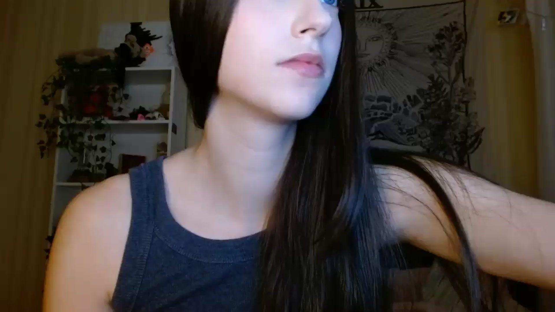 Gallery image thumbnail from ElsieF_'s myfreecams stream on, 12/20/2024, 18:26 image 19 of 20