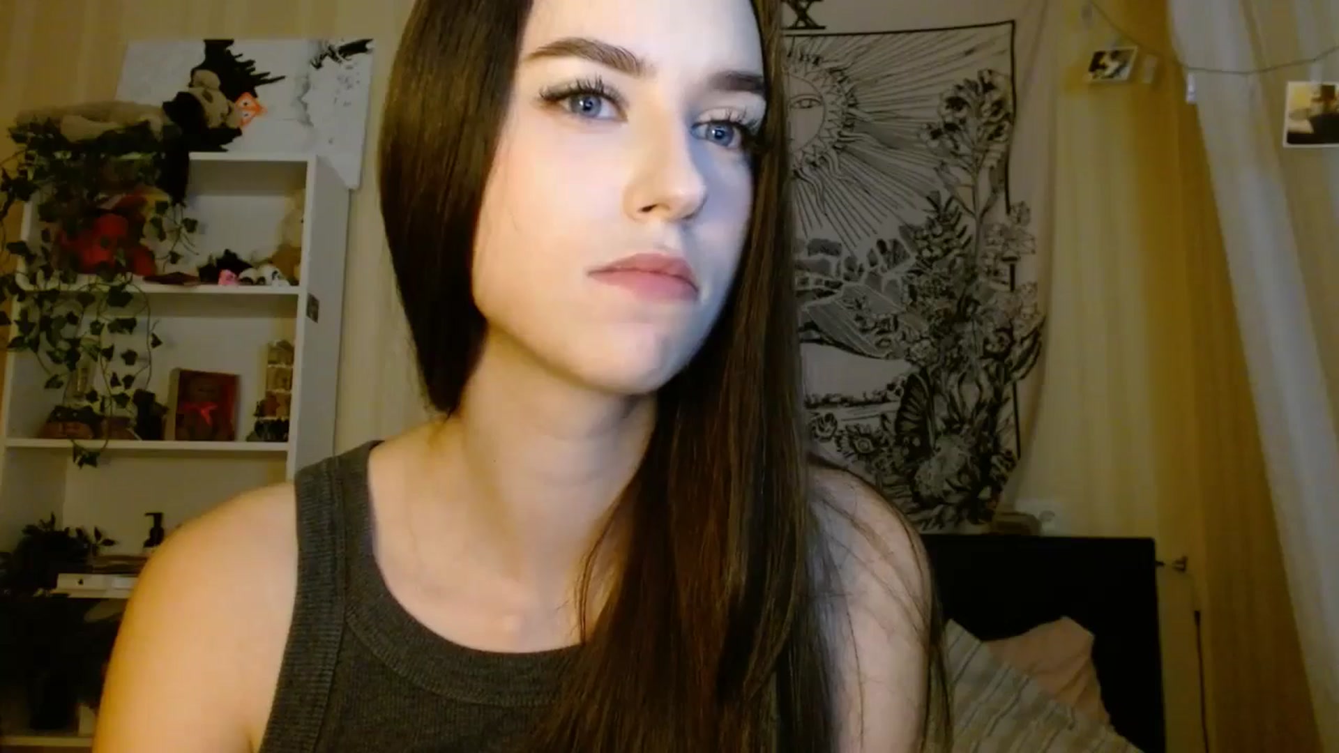 Gallery image thumbnail from ElsieF_'s myfreecams stream on, 12/20/2024, 18:52 image 17 of 20