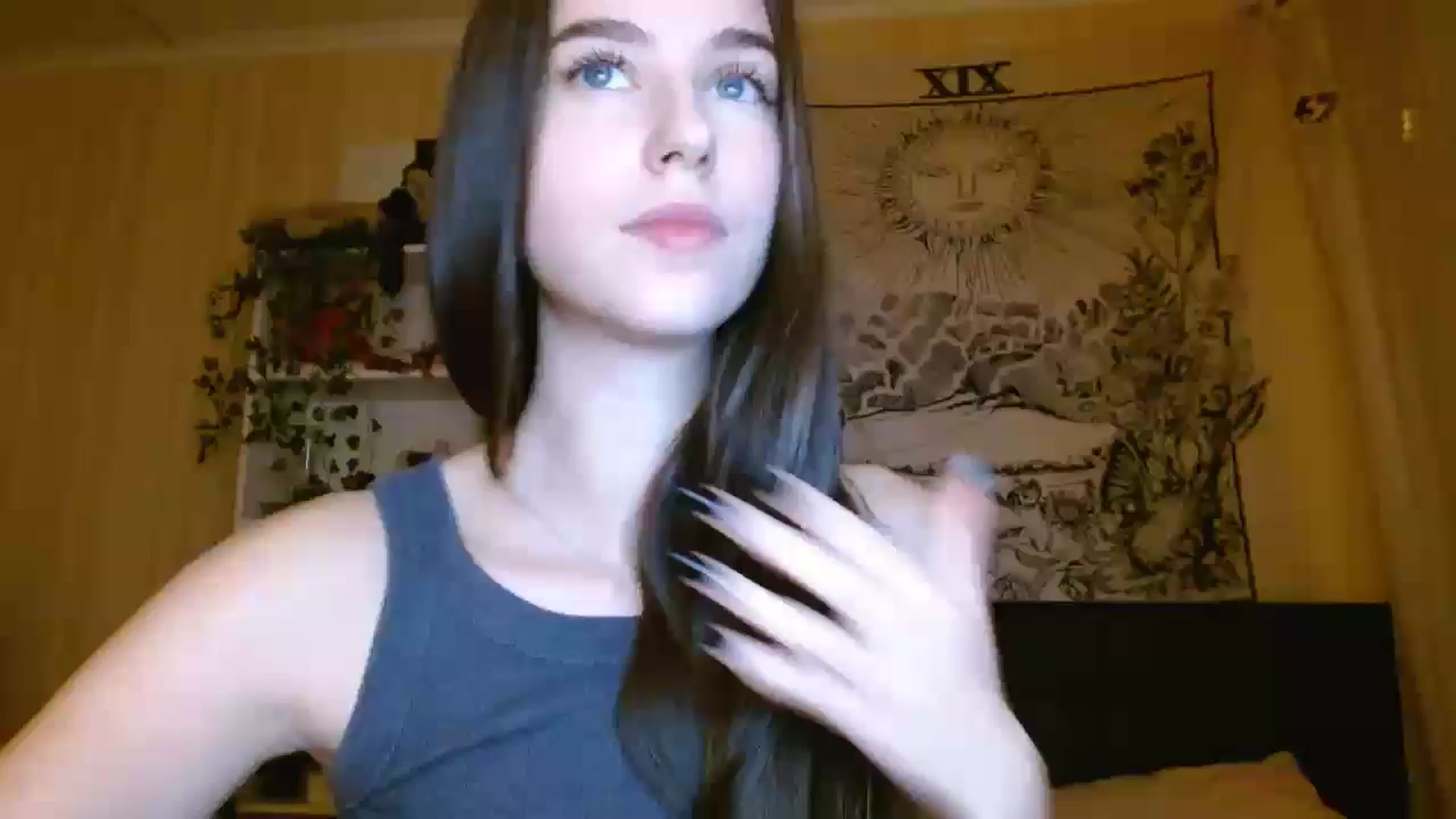 Gallery image thumbnail from ElsieF_'s myfreecams stream on, 12/28/2024, 13:07 image 10 of 20