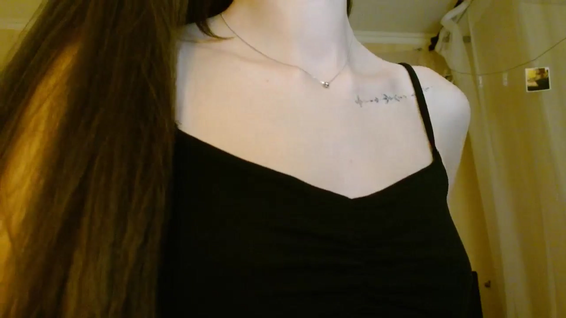 Gallery image thumbnail from ElsieF_'s myfreecams stream on, 01/10/2025, 19:47 image 20 of 20