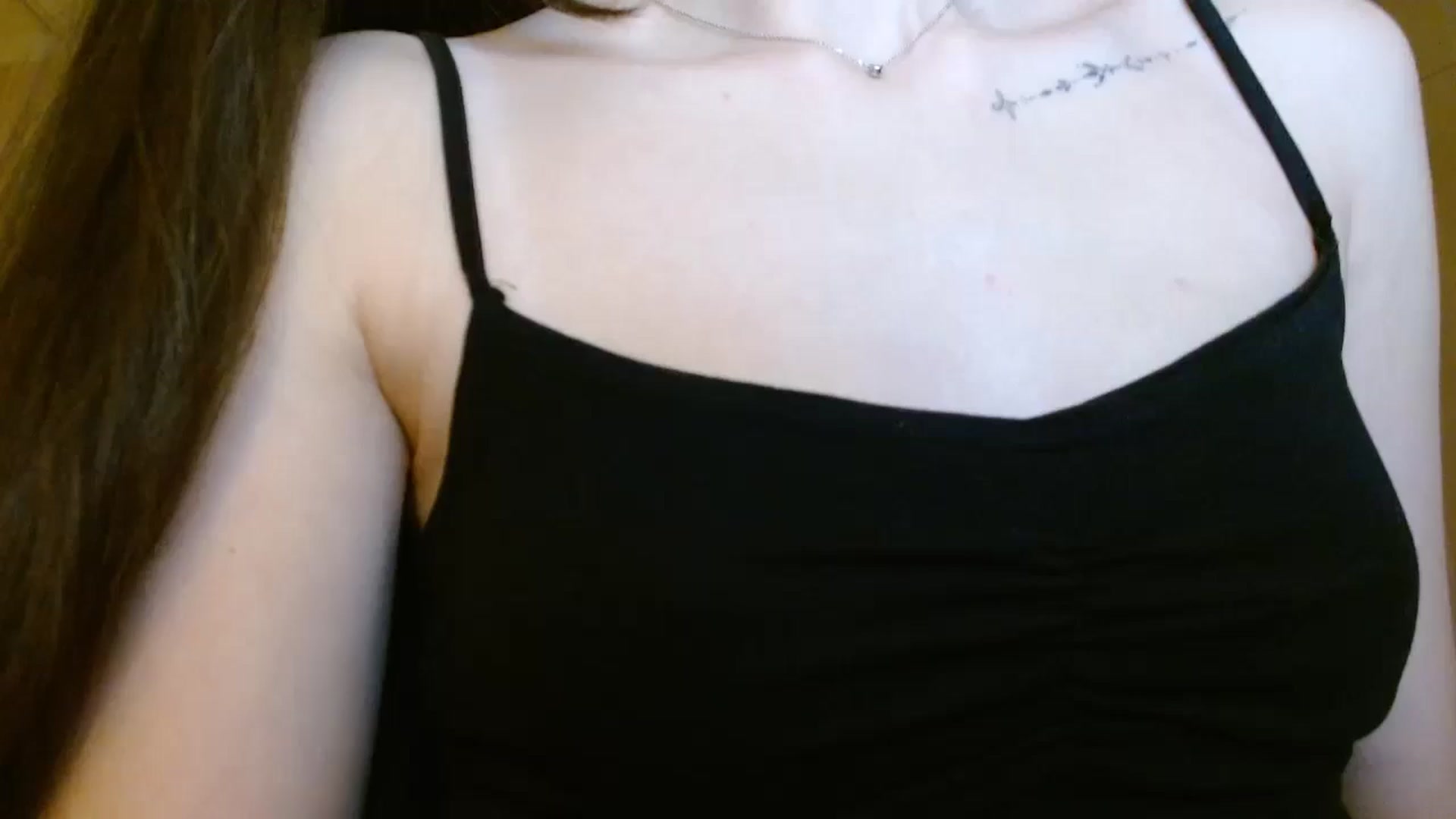 Gallery image thumbnail from ElsieF_'s myfreecams stream on, 01/10/2025, 19:47 image 2 of 20