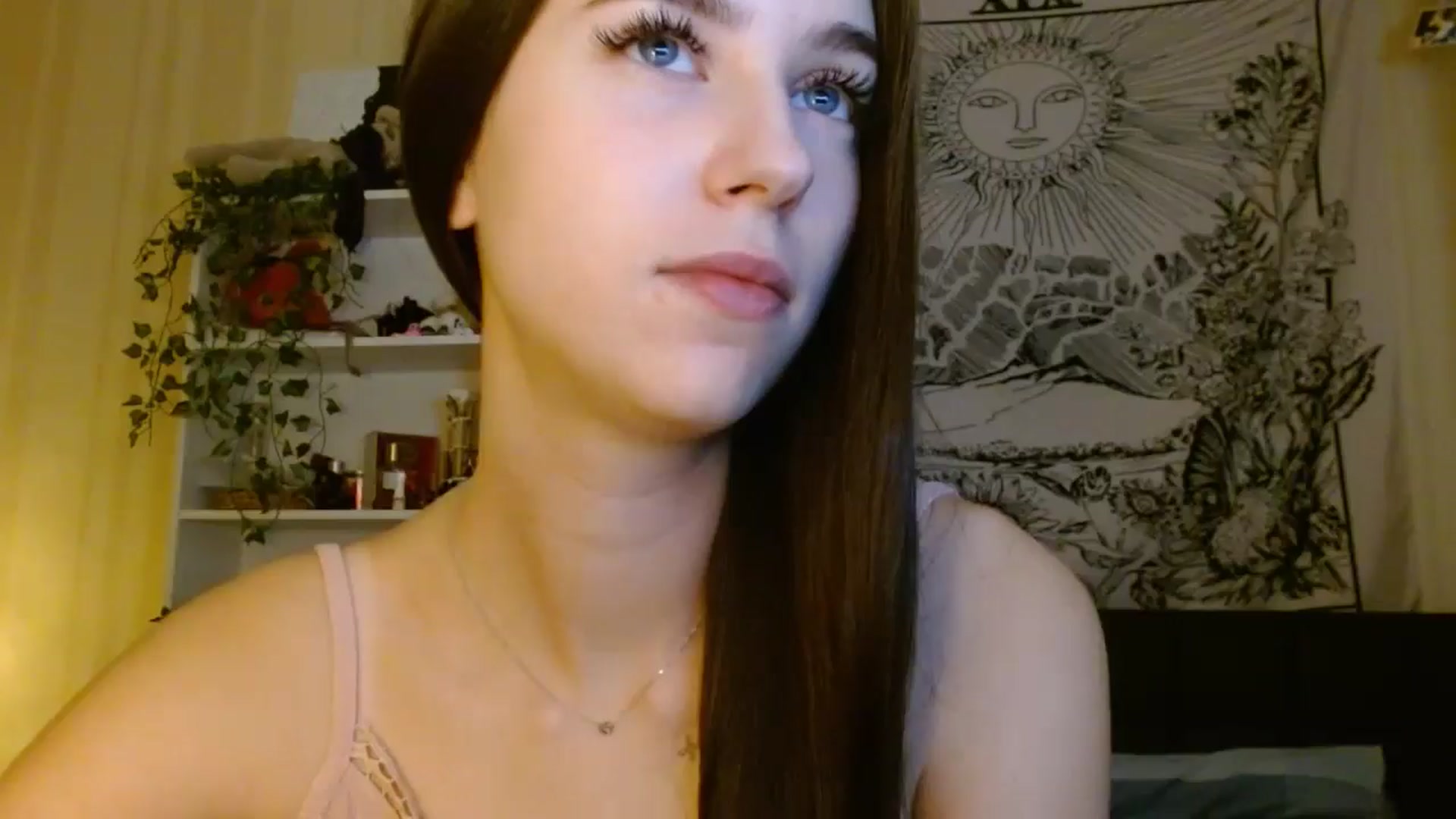 Gallery image thumbnail from ElsieF_'s myfreecams stream on, 01/11/2025, 19:33 image 16 of 20