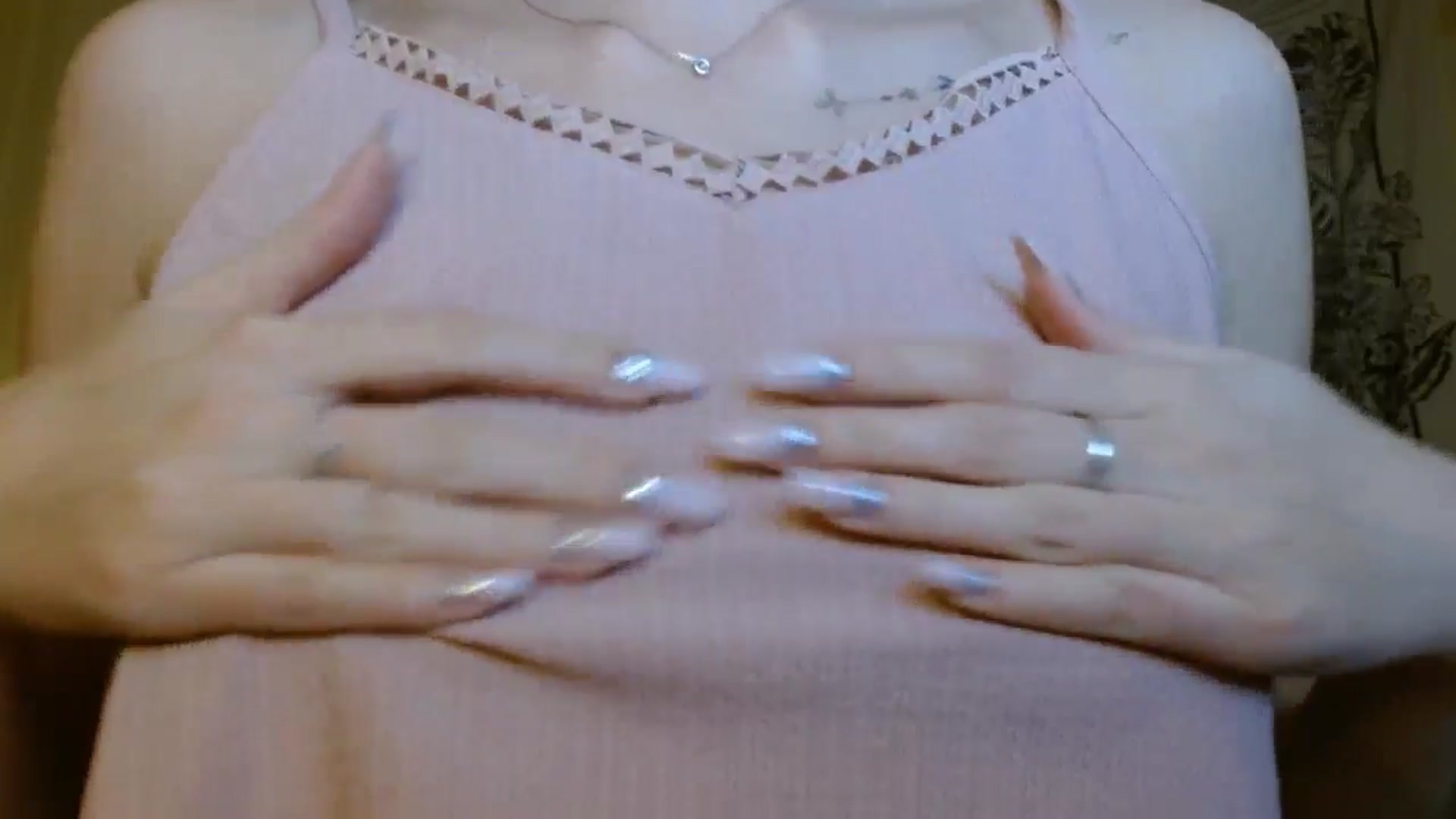 Gallery image thumbnail from ElsieF_'s myfreecams stream on, 01/11/2025, 19:51 image 2 of 20