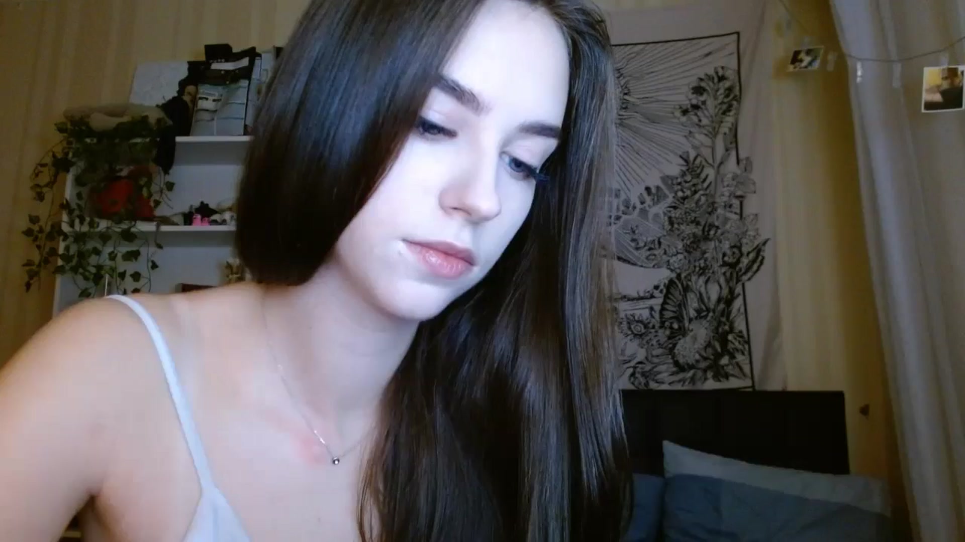 Gallery image thumbnail from ElsieF_'s myfreecams stream on, 01/15/2025, 18:16 image 1 of 20