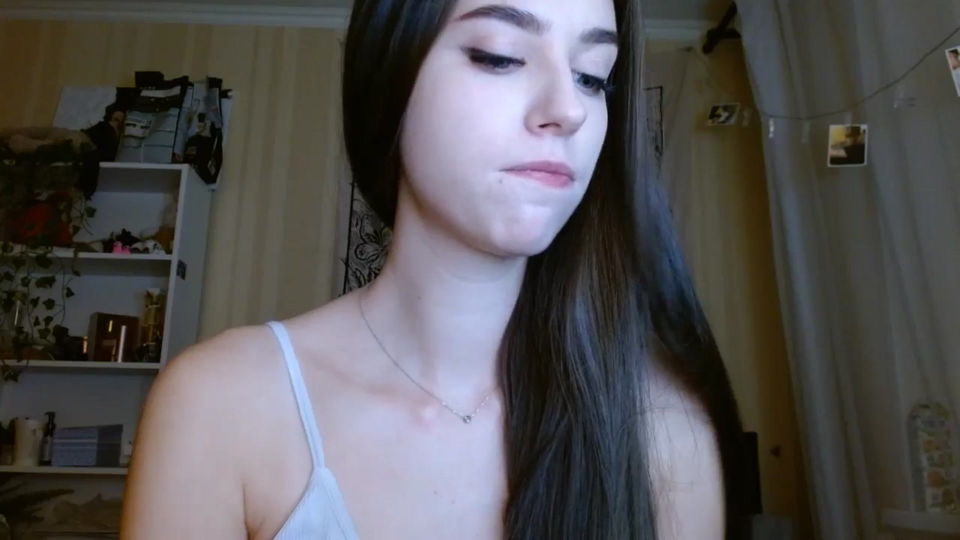 Gallery image thumbnail from ElsieF_'s myfreecams stream on, 01/15/2025, 18:16 image 14 of 20