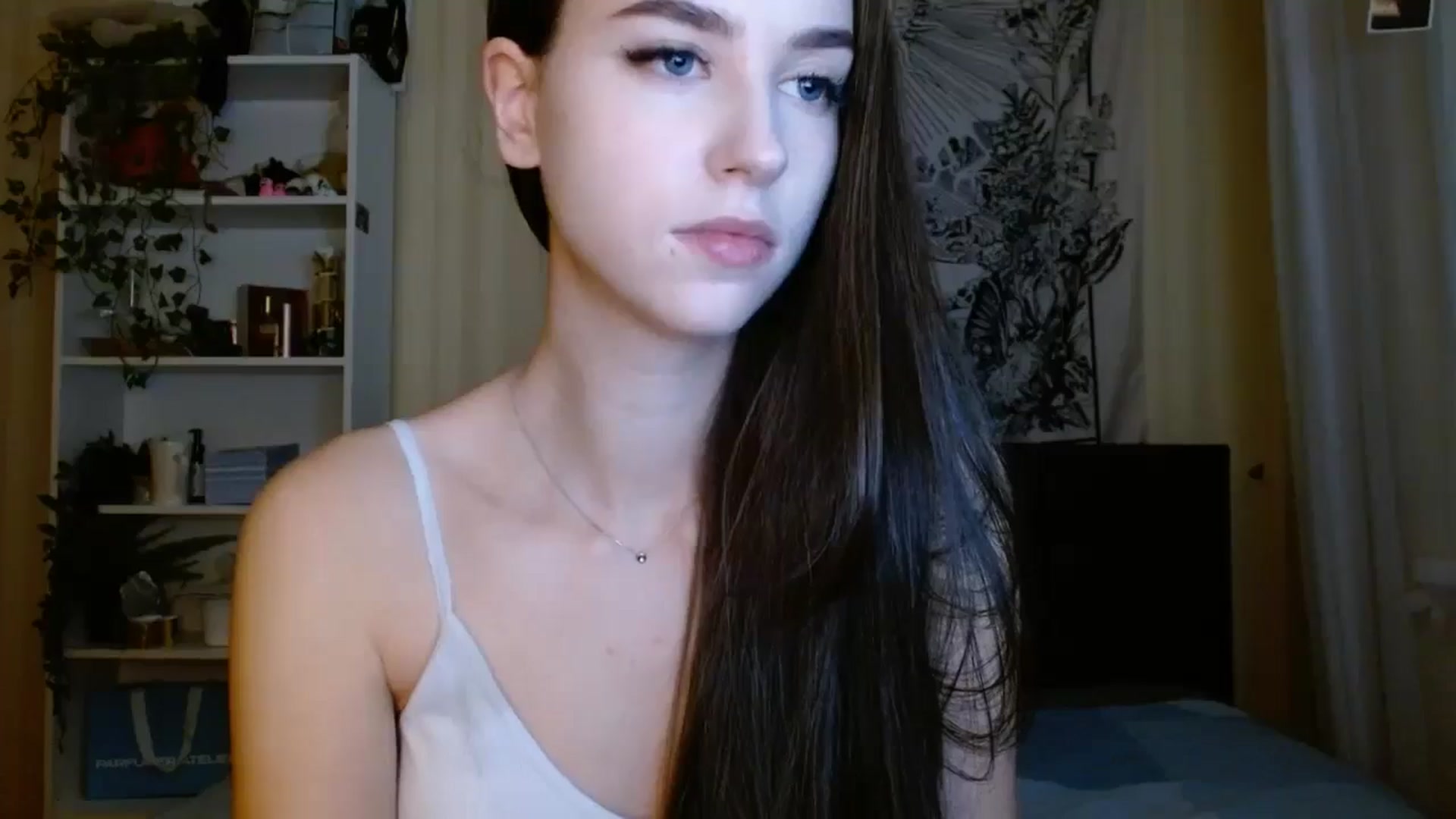 Gallery image thumbnail from ElsieF_'s myfreecams stream on, 01/15/2025, 19:26 image 16 of 20