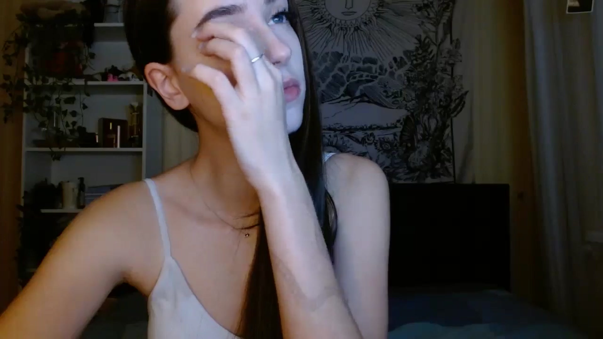 Gallery image thumbnail from ElsieF_'s myfreecams stream on, 01/15/2025, 19:26 image 17 of 20