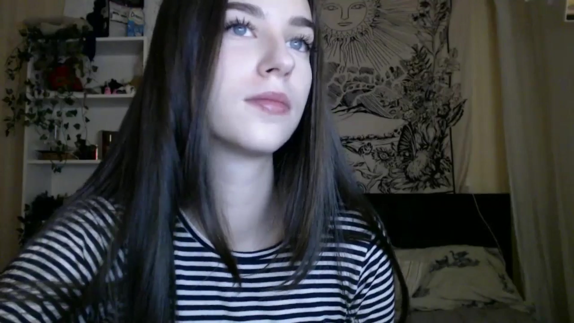 Gallery image thumbnail from ElsieF_'s myfreecams stream on, 01/23/2025, 19:04 image 6 of 20
