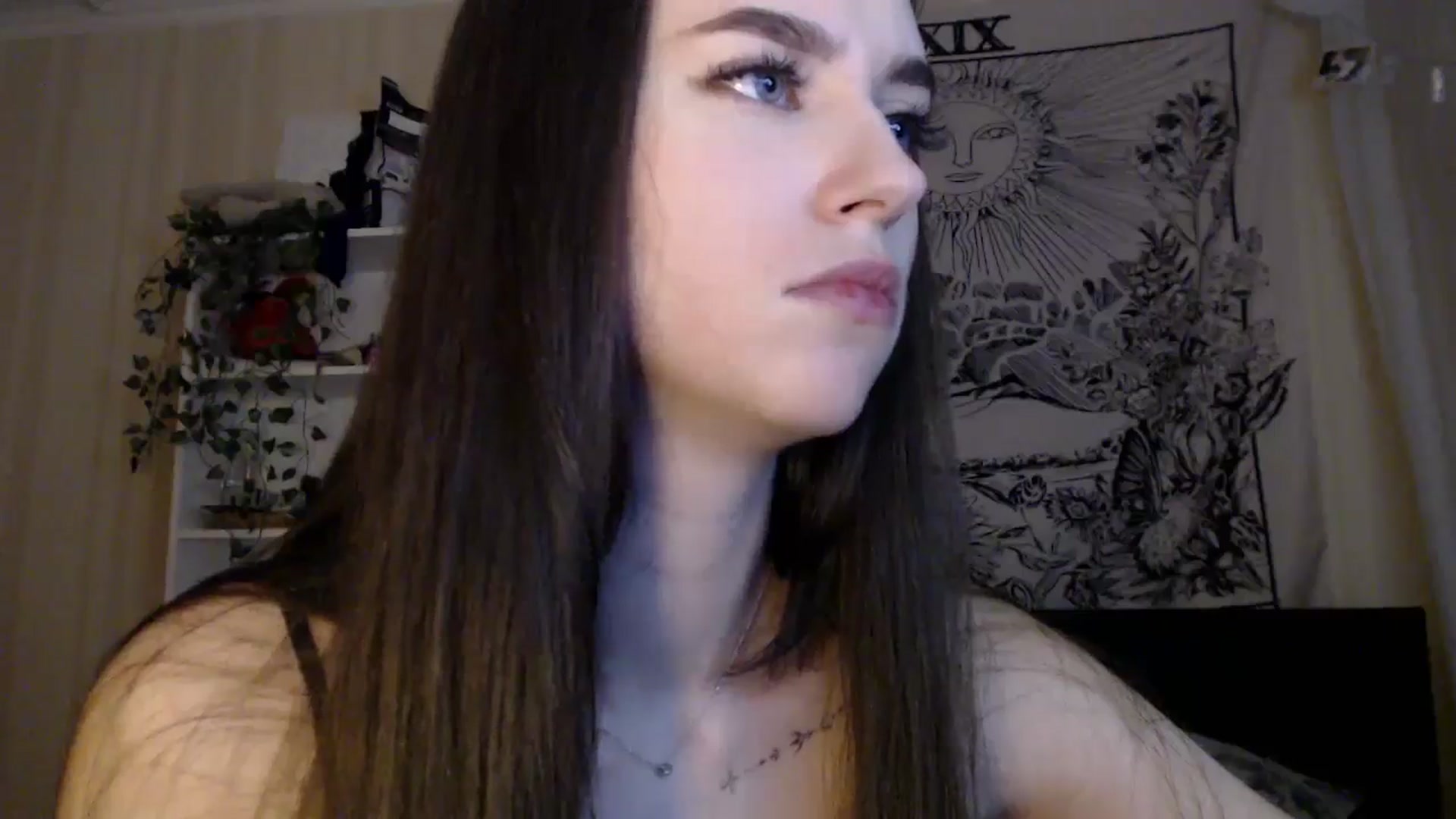 Gallery image thumbnail from ElsieF_'s myfreecams stream on, 01/26/2025, 16:55 image 6 of 20