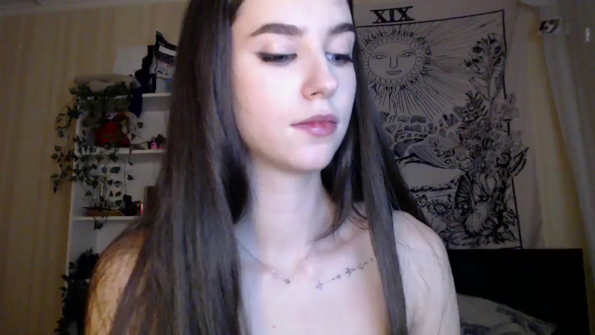 Gallery image thumbnail from ElsieF_'s myfreecams stream on, 01/26/2025, 16:55 image 5 of 20