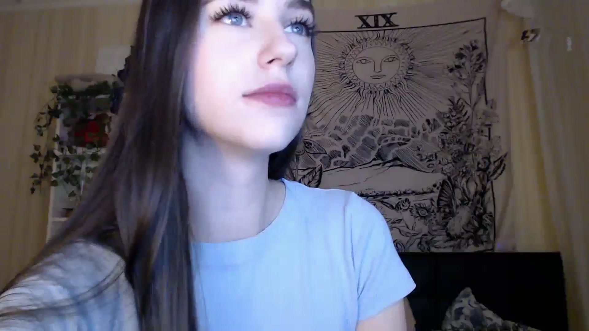 Gallery image thumbnail from ElsieF_'s myfreecams stream on, 02/04/2025, 16:20 image 14 of 20