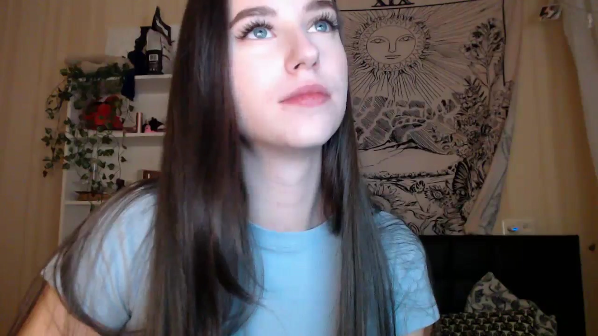 Gallery image thumbnail from ElsieF_'s myfreecams stream on, 02/04/2025, 18:31 image 14 of 20