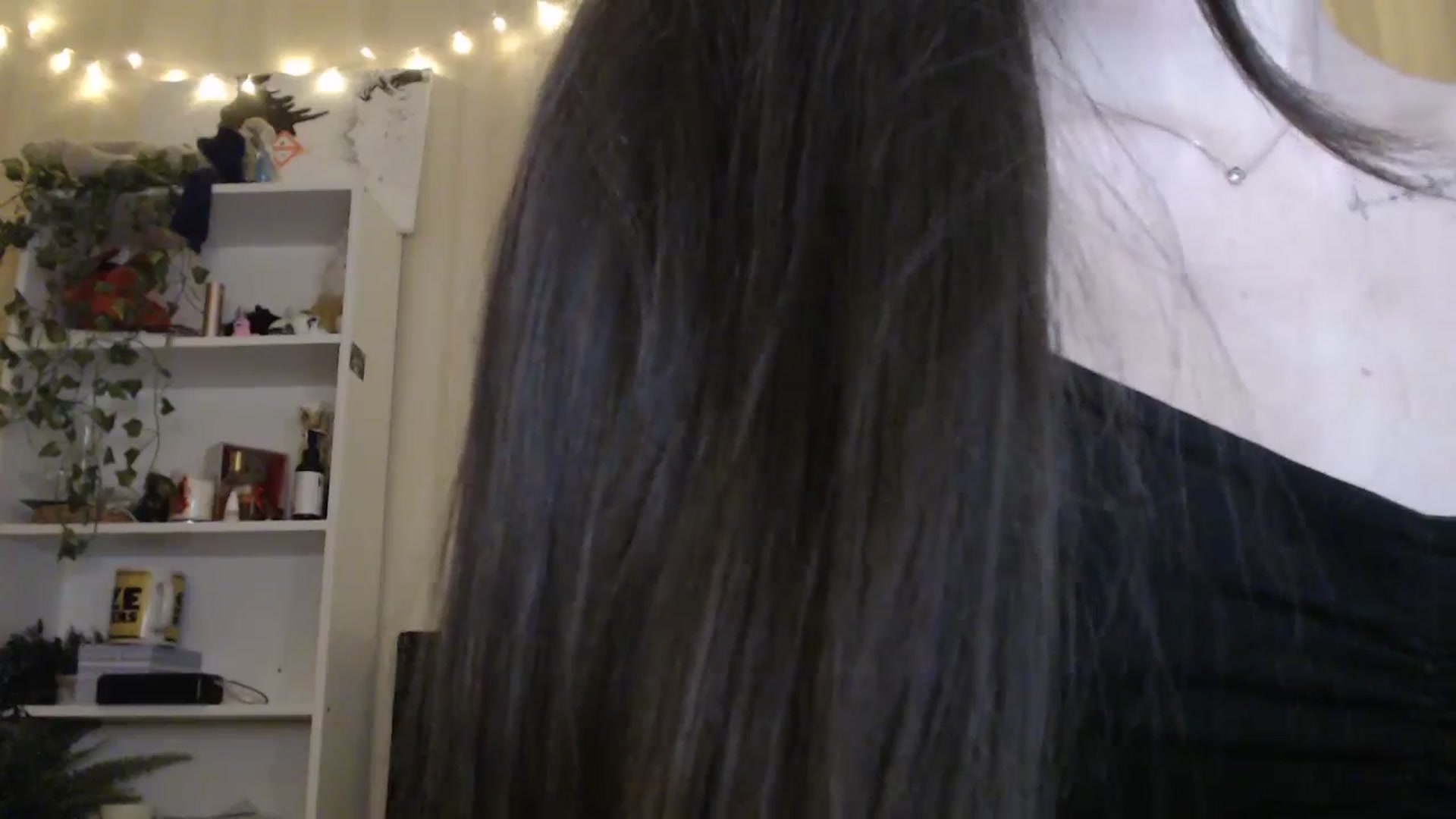 Gallery image thumbnail from ElsieF_'s myfreecams stream on, 02/07/2025, 17:03 image 3 of 20