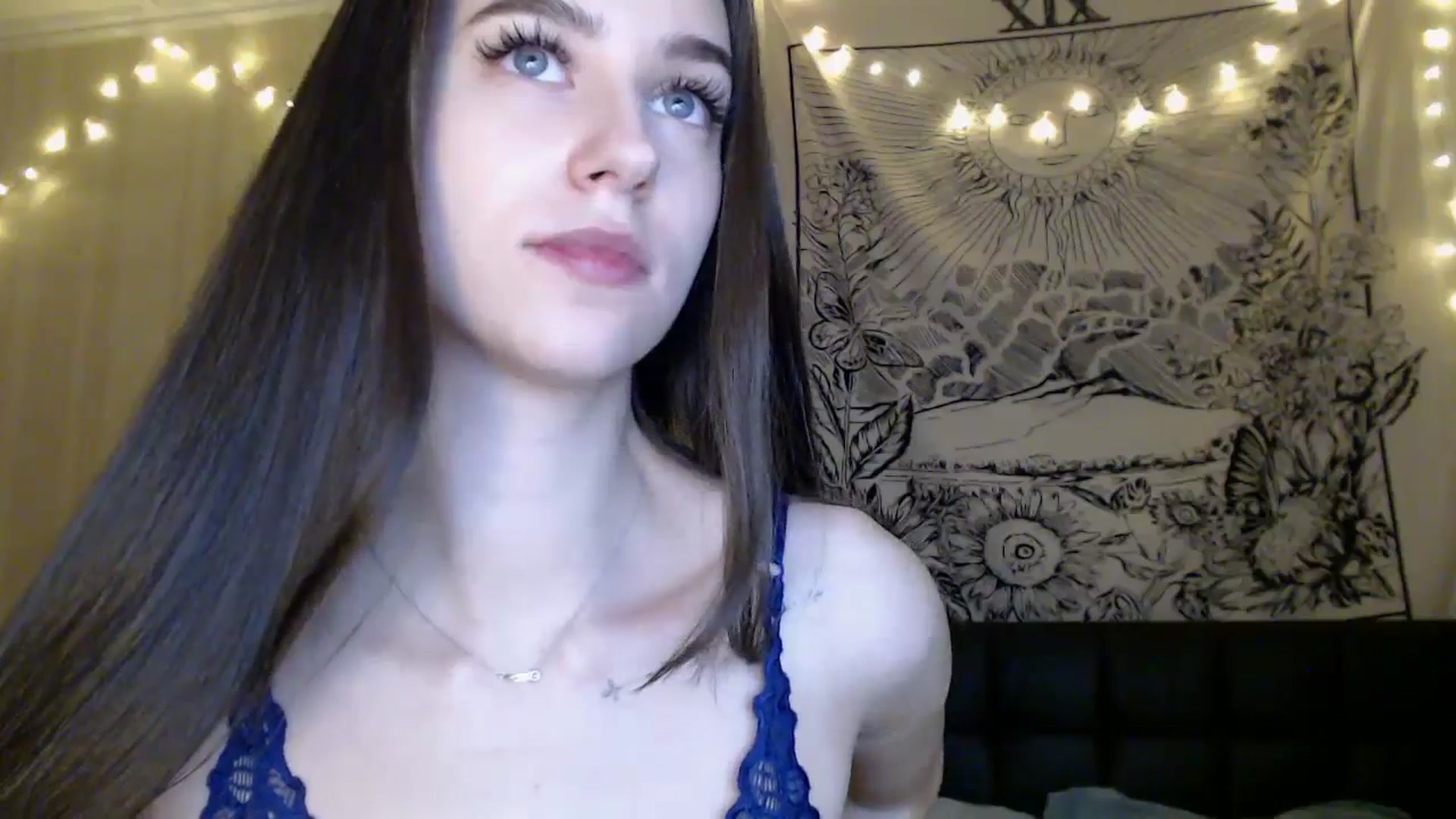 Gallery image thumbnail from ElsieF_'s myfreecams stream on, 02/09/2025, 19:15 image 18 of 20